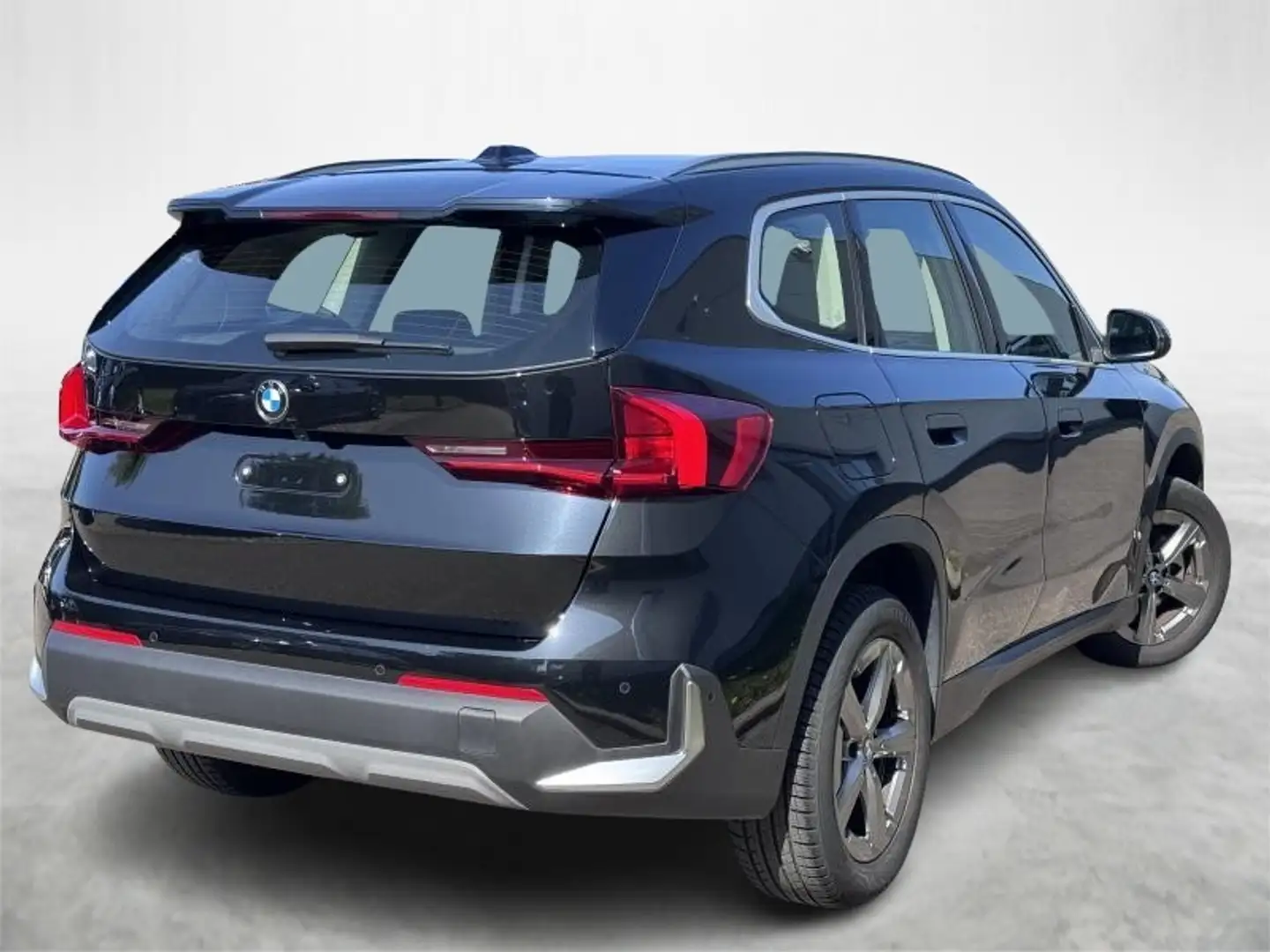 BMW X1 sDrive 18iA Boite Auto *TVAC* Noir - 2