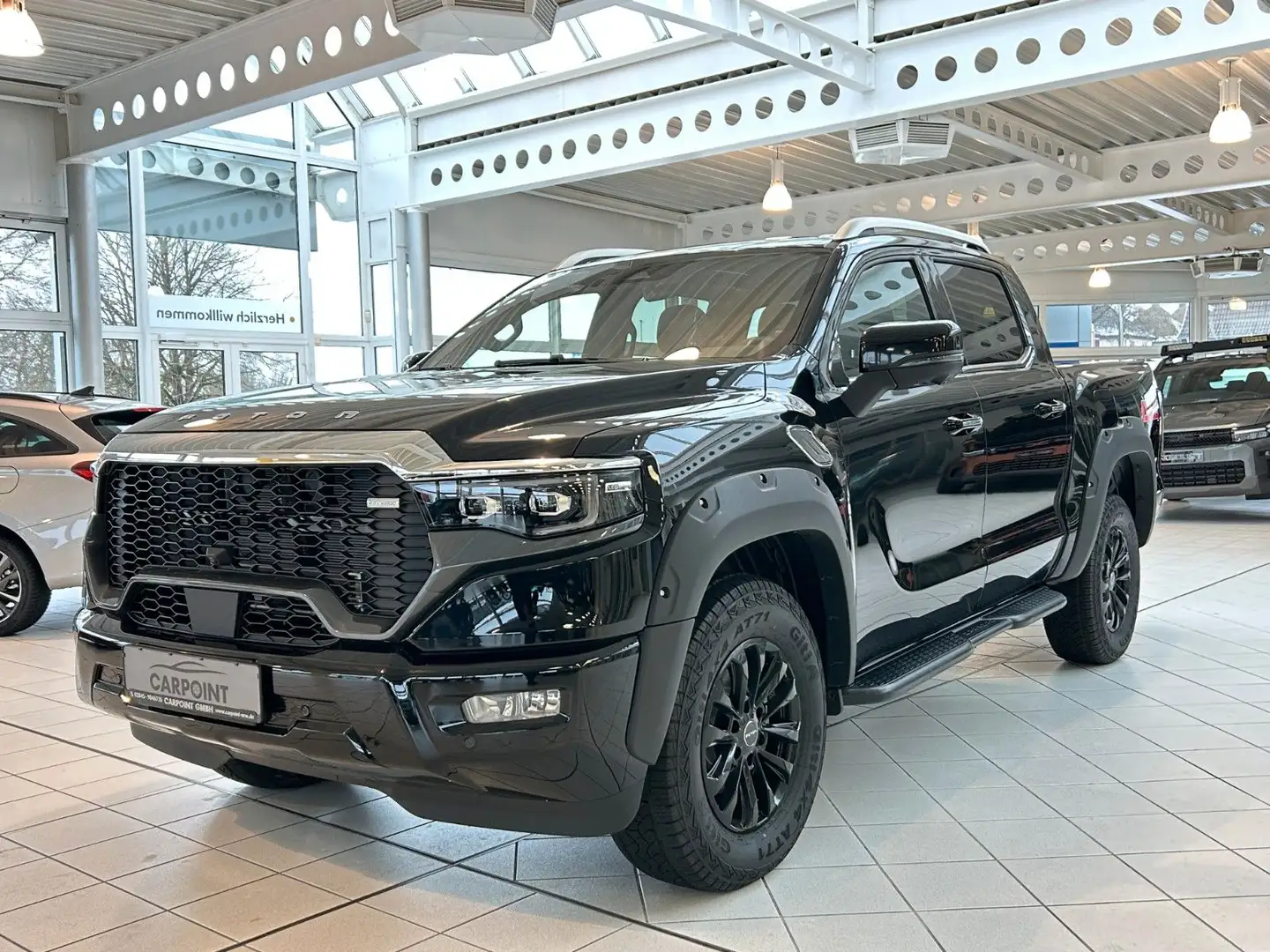 Foton 4 Ultra 2.0 4WD Panorama ACC Keyless Carplay Schwarz - 1