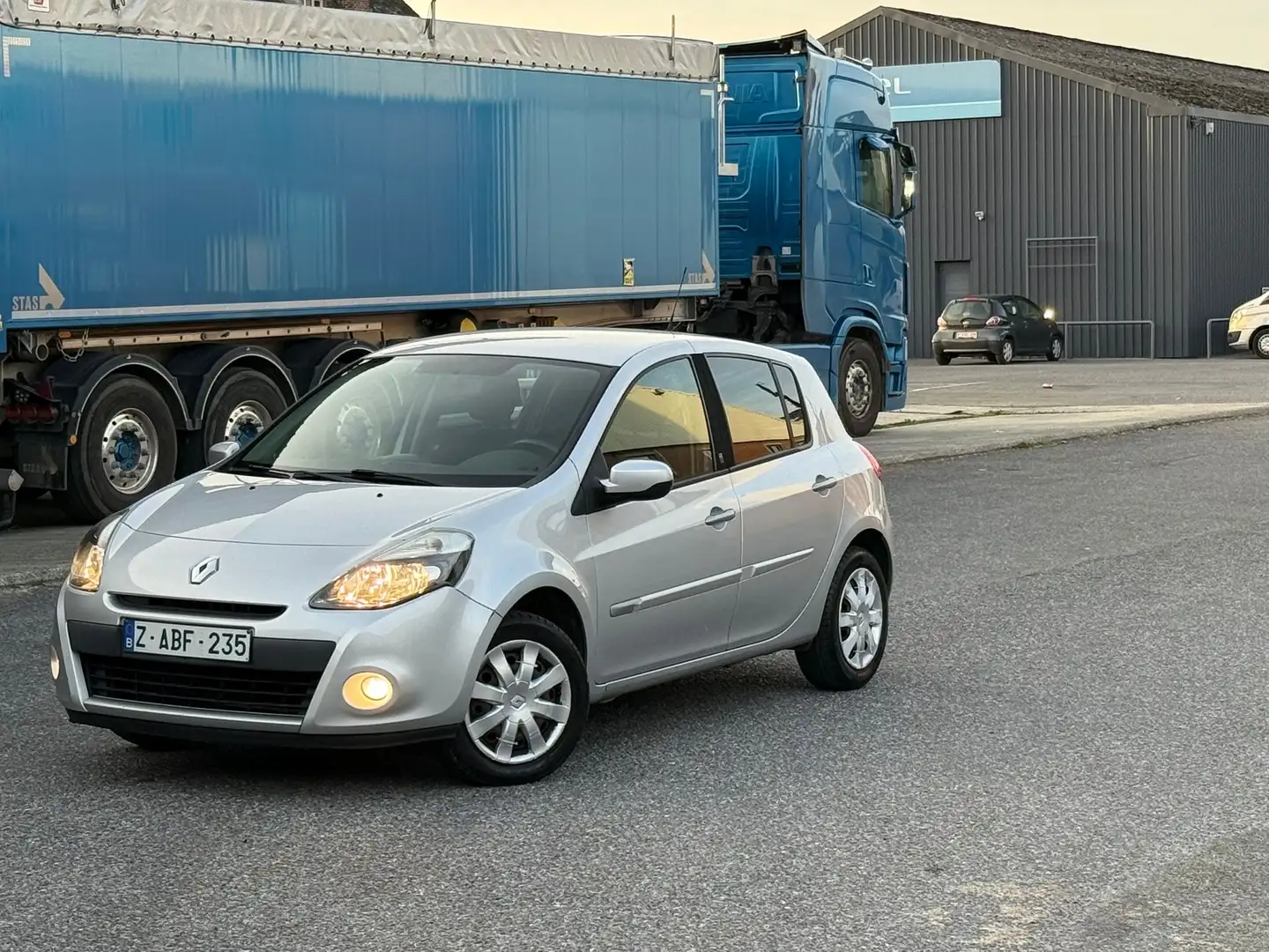 Renault Clio III 1.2 16V 75 eco2 Expression Clim Euro 5 - 1