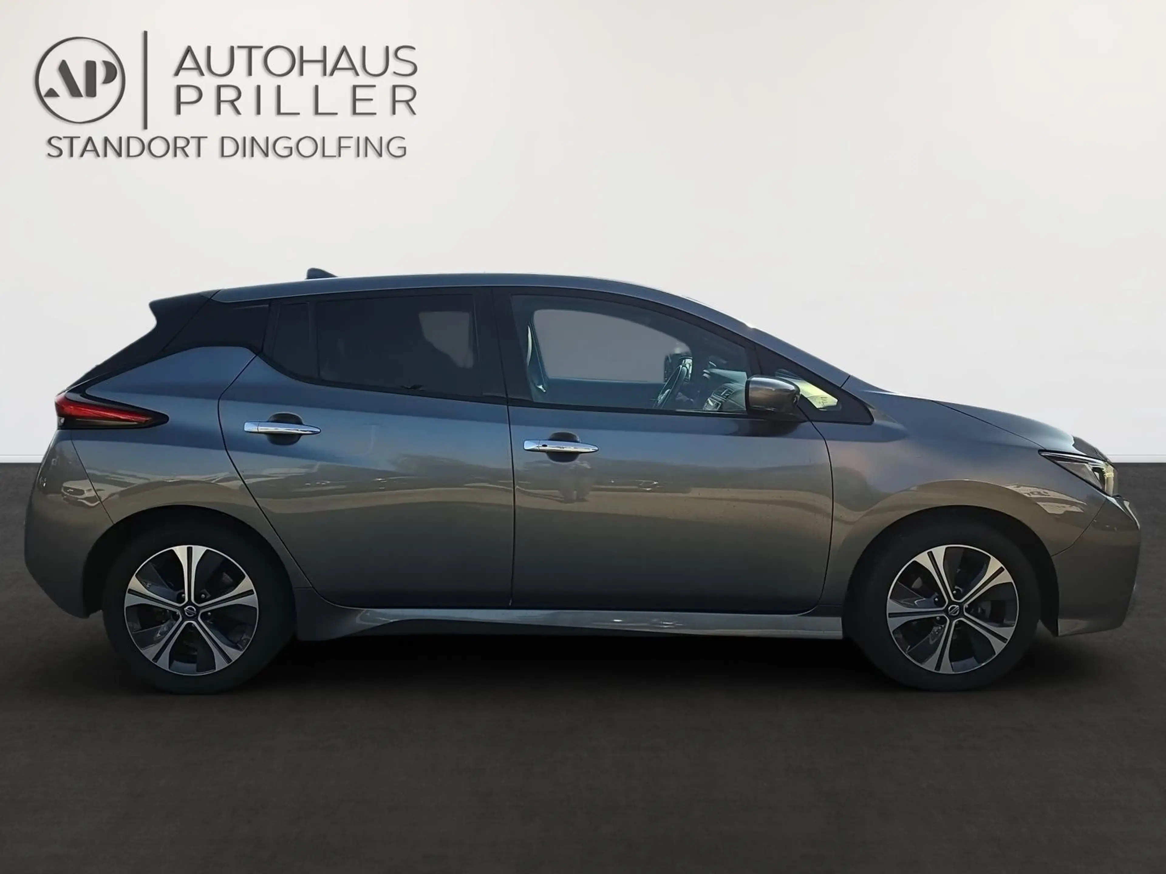 Nissan Leaf 40 kWh N-Connecta/NAVI/LED/Winter-Paket — photo 5