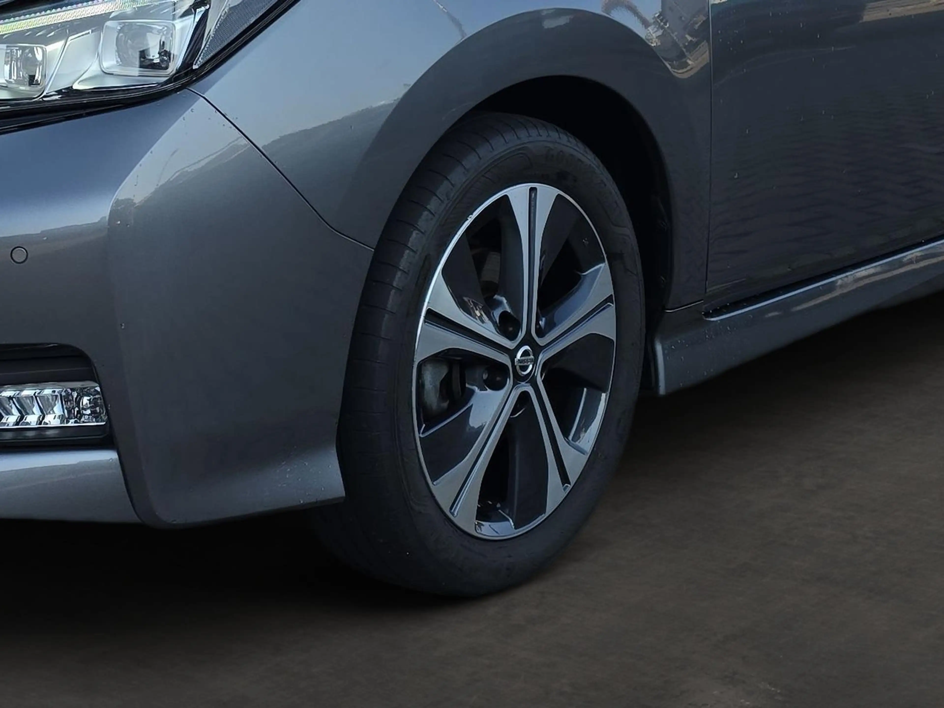 Nissan Leaf 40 kWh N-Connecta/NAVI/LED/Winter-Paket — photo 10