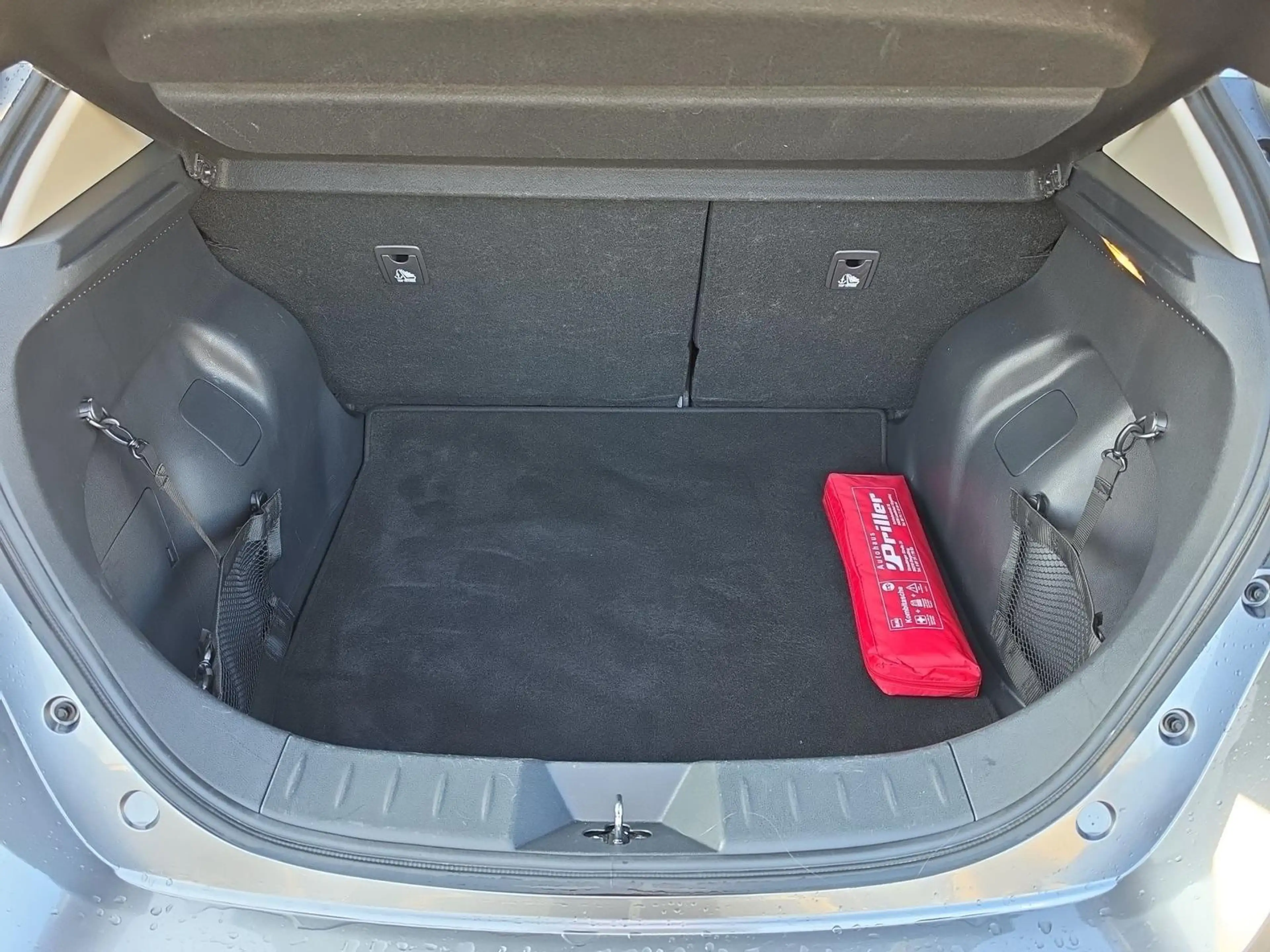 Nissan Leaf 40 kWh N-Connecta/NAVI/LED/Winter-Paket — photo 11
