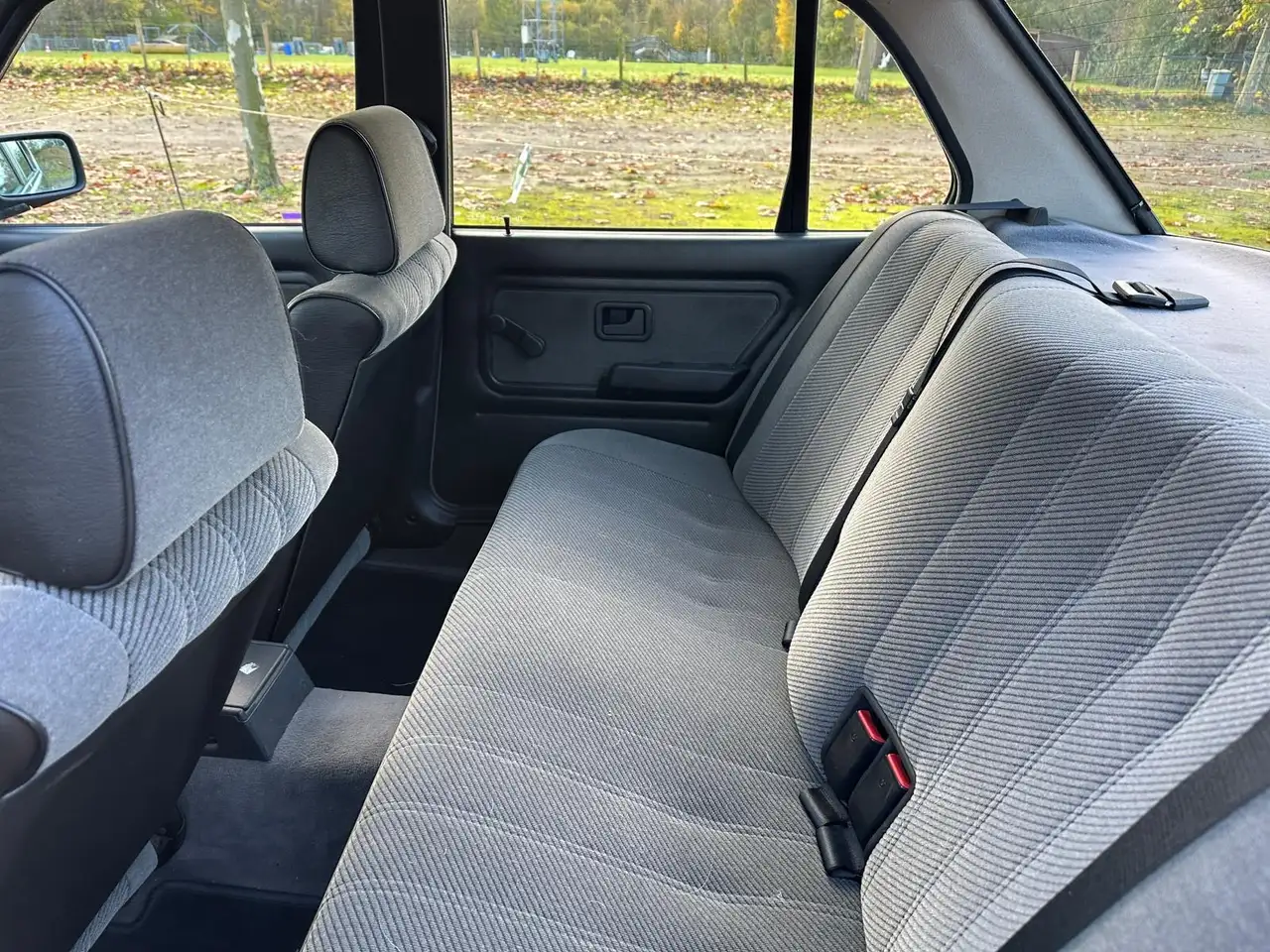 BMW 320 e30, foto 7