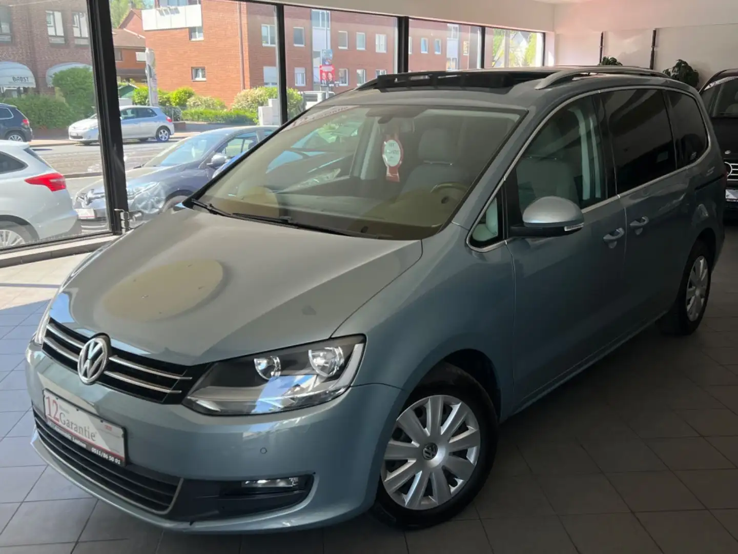 Volkswagen Sharan Comfortline BMT Automatik~Panorma~Navi~ Blau - 1