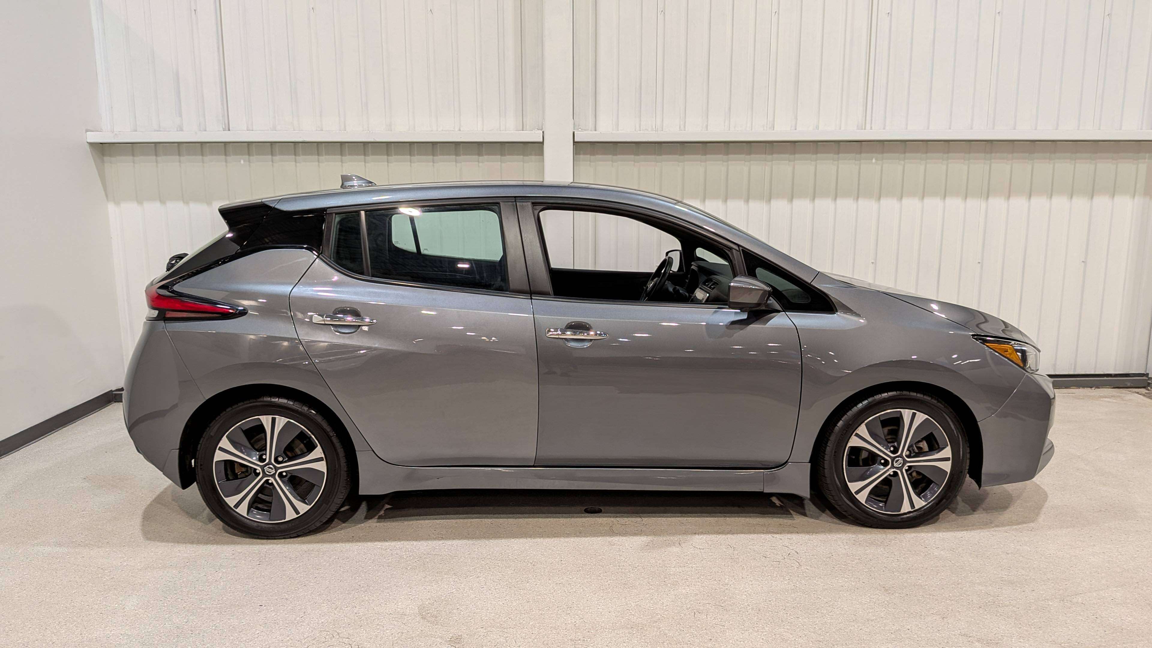Nissan LEAF 2020