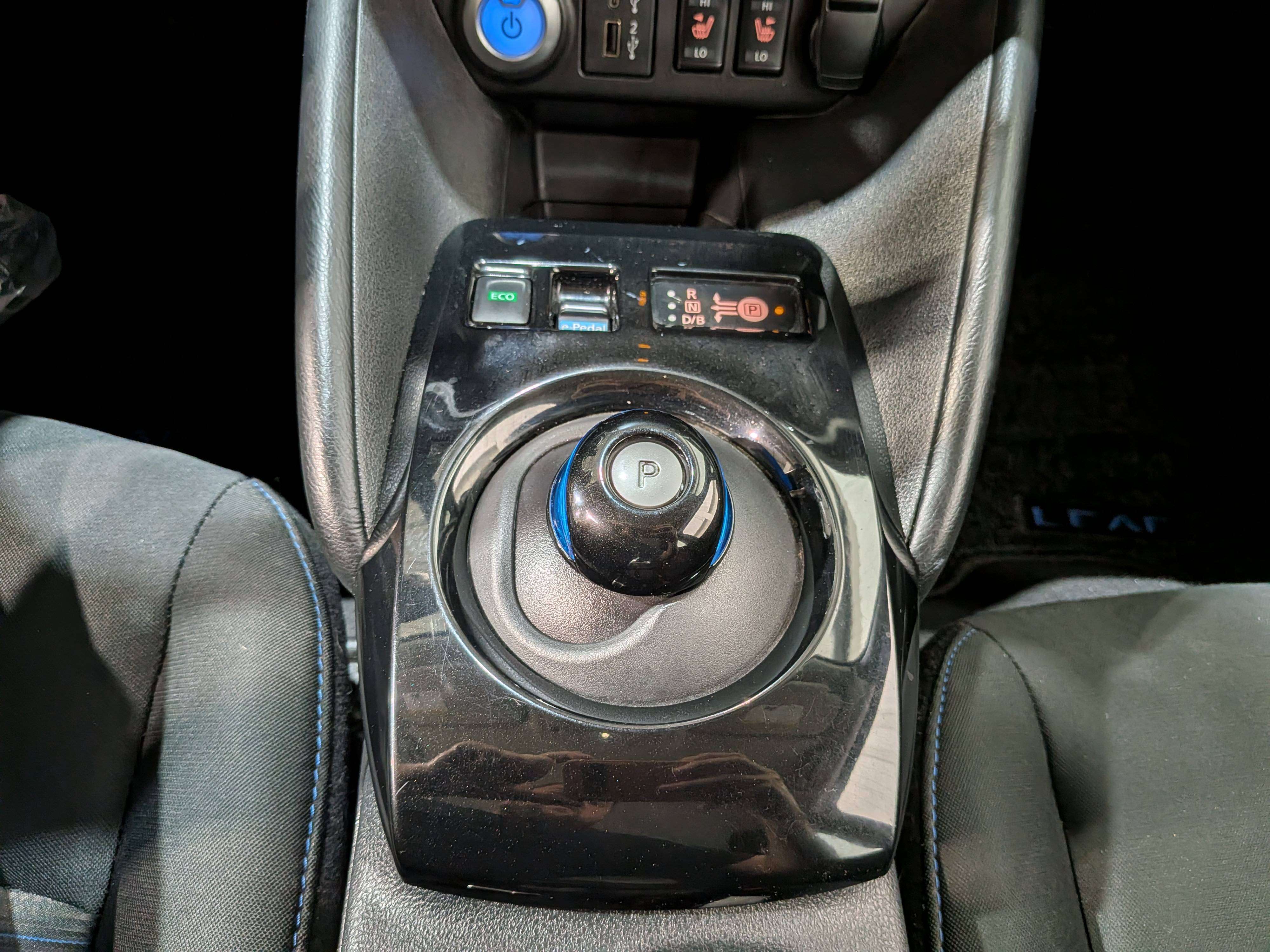 Nissan LEAF 2020