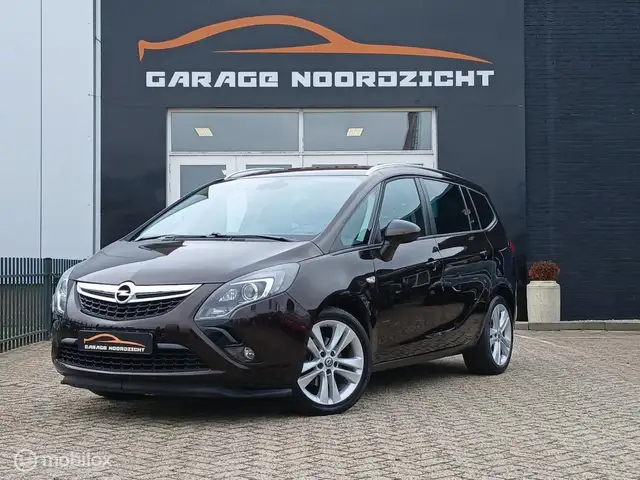 Opel Zafira Tourer 1.4 Cosmo 7-persoons 140pk TURBO NAVIGATIE|CAMERA|
