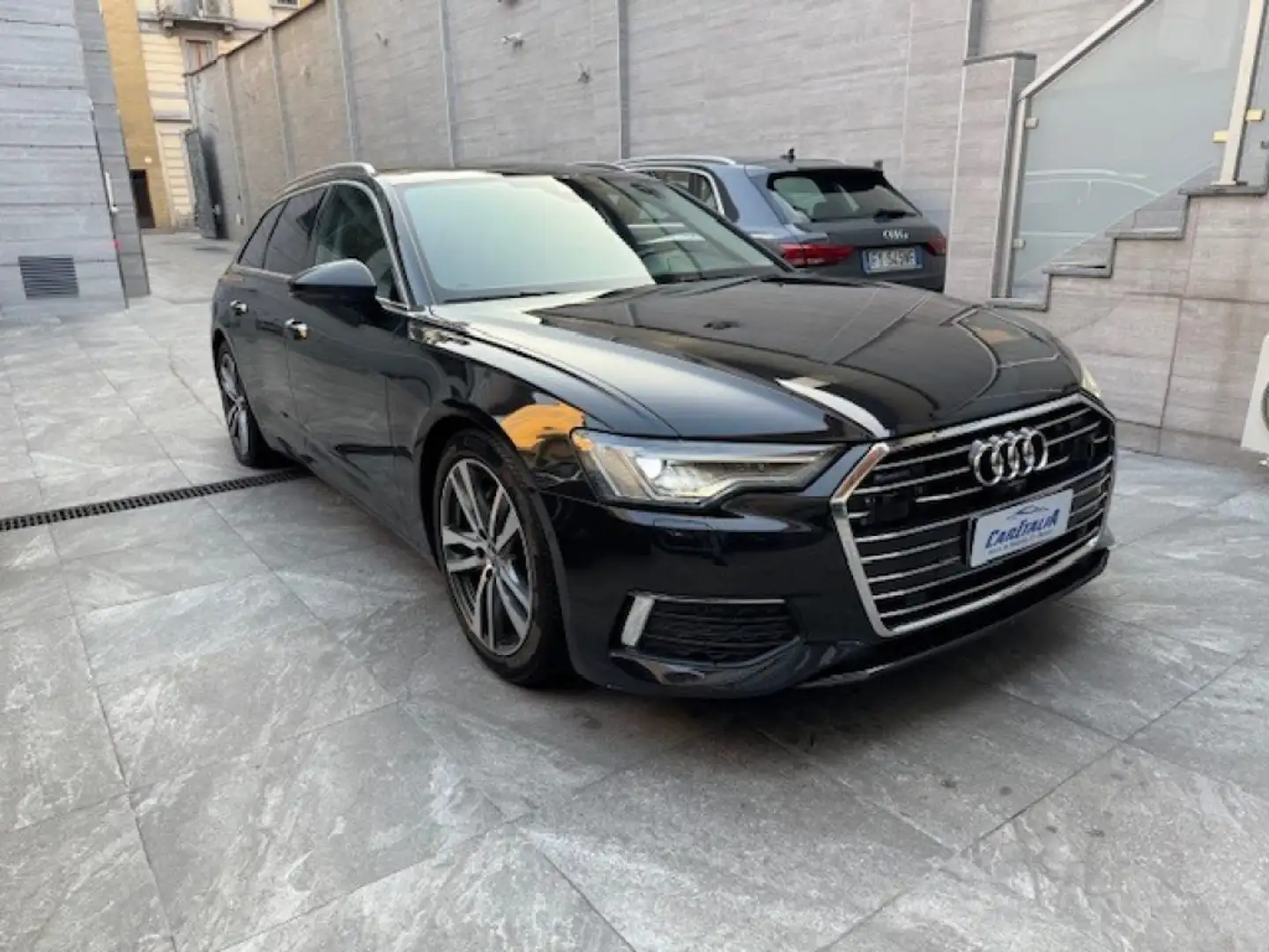 Audi A6 Avant 45 3.0 TDI quattro tiptronic Business Design Noir - 1