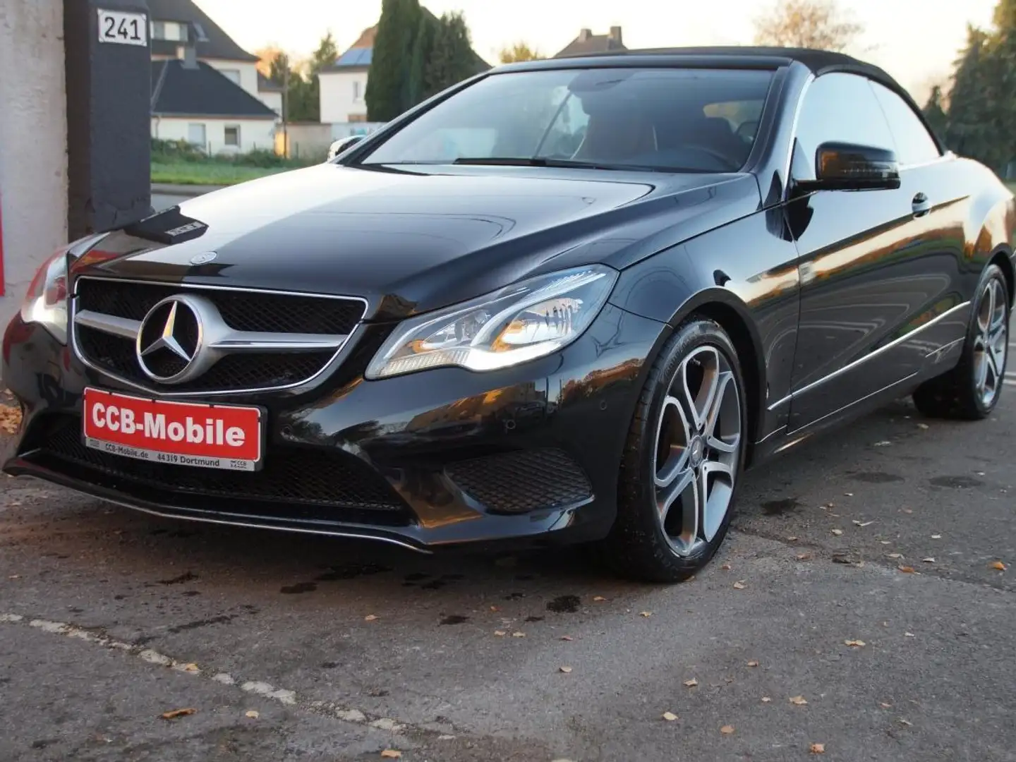 Mercedes-Benz E 250 E 250 (207.436) Schwarz - 1