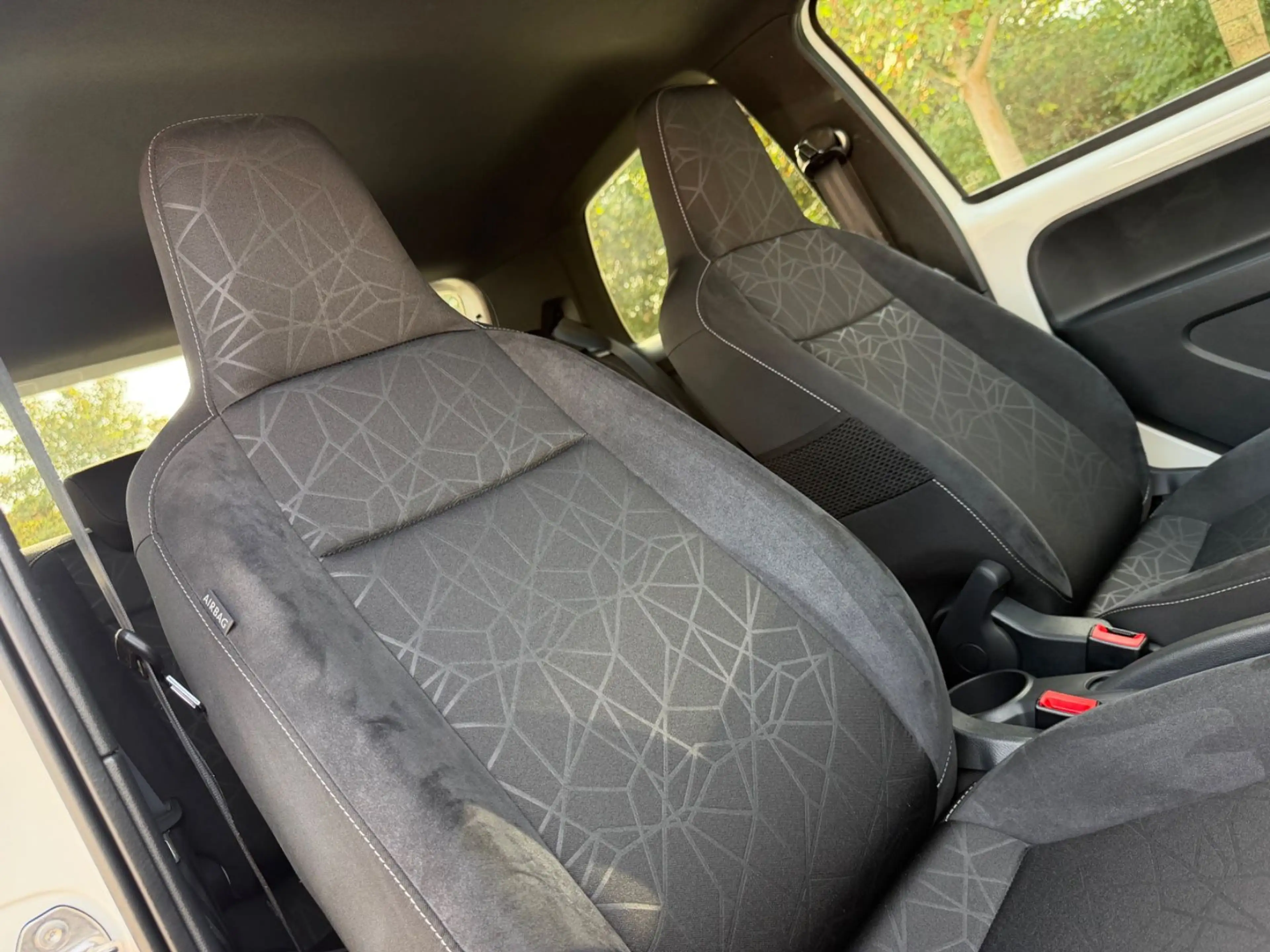 Skoda Citigo CLEVER Panorma TÜV/Service Neu Garantie — photo 15