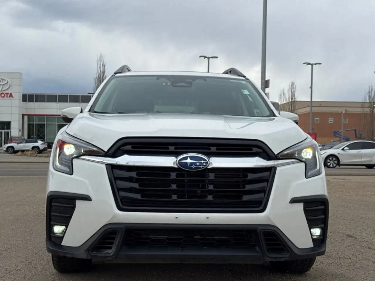 Subaru Ascent photo Subaru Ascent