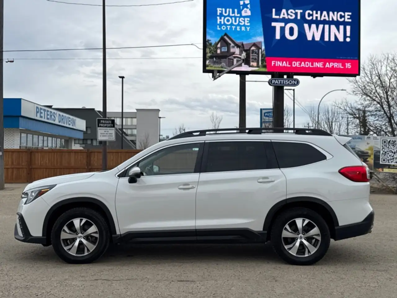 Subaru Ascent photo Subaru Ascent