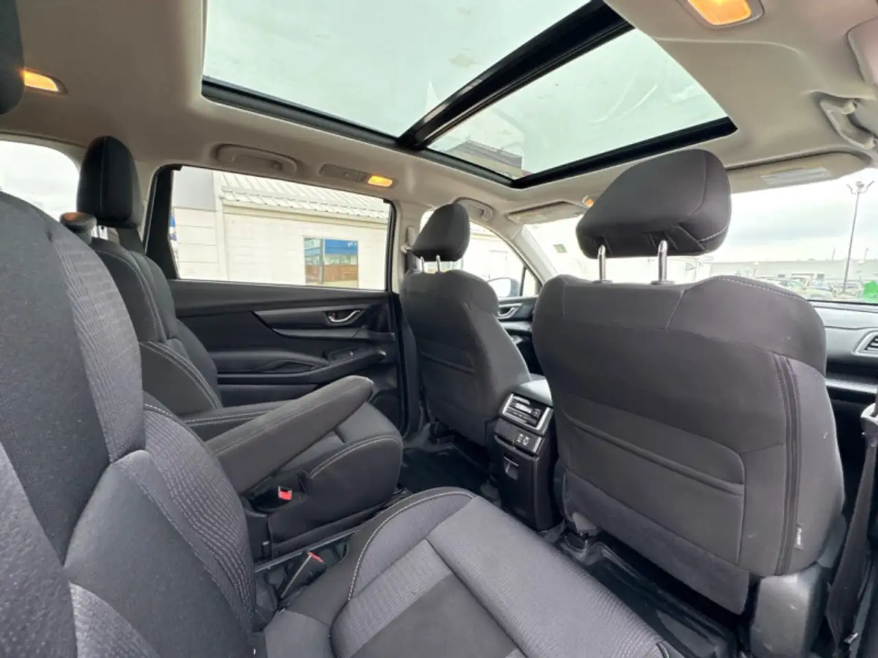 Subaru Ascent photo Subaru Ascent