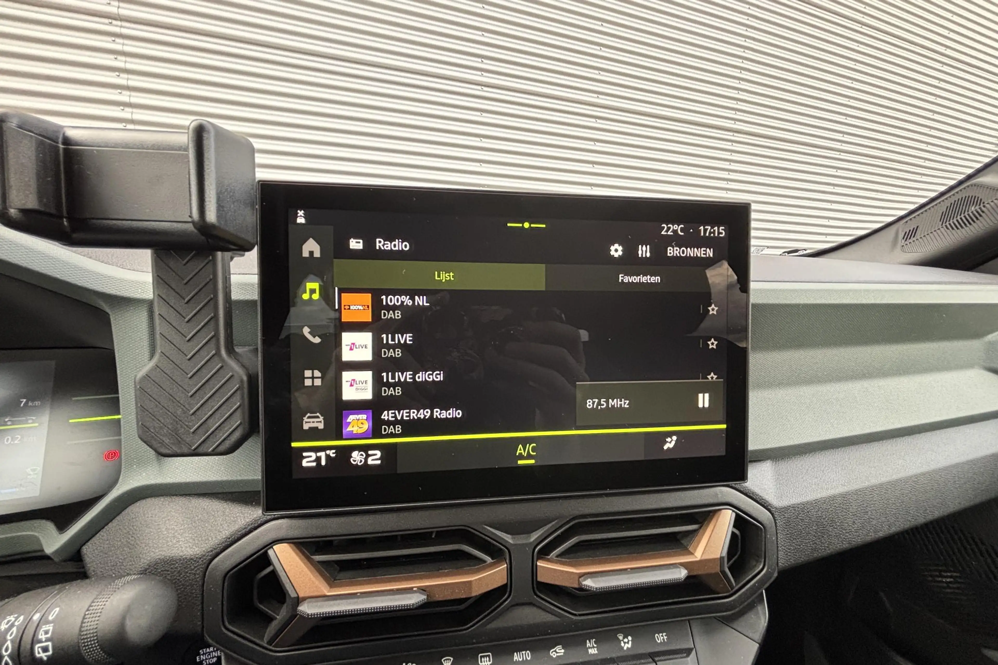 Dacia Duster 1.8 hybrid 155 extreme | cruise control adaptief | — photo 12