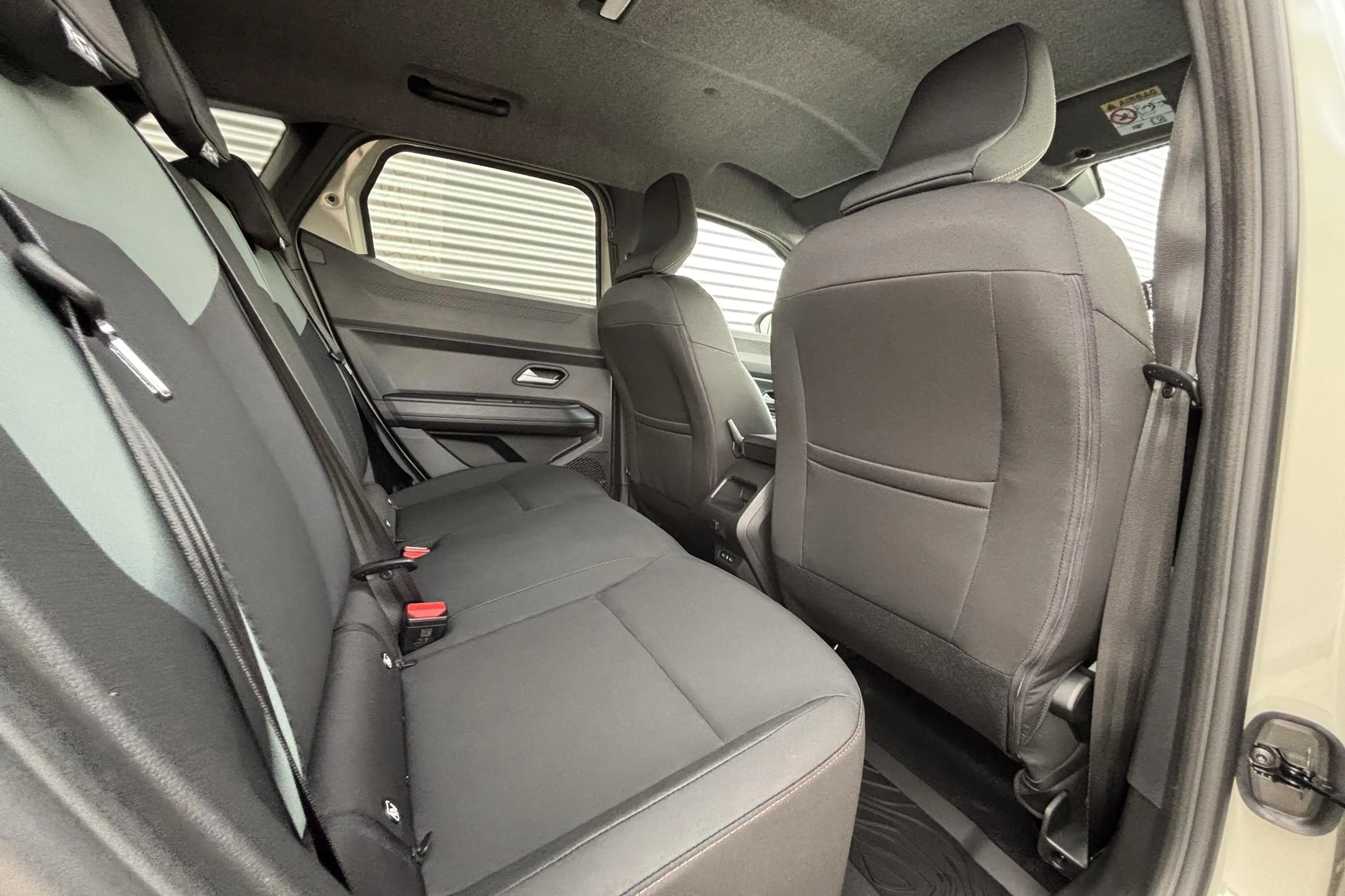 Dacia Duster 1.8 hybrid 155 extreme | cruise control adaptief | — photo 15