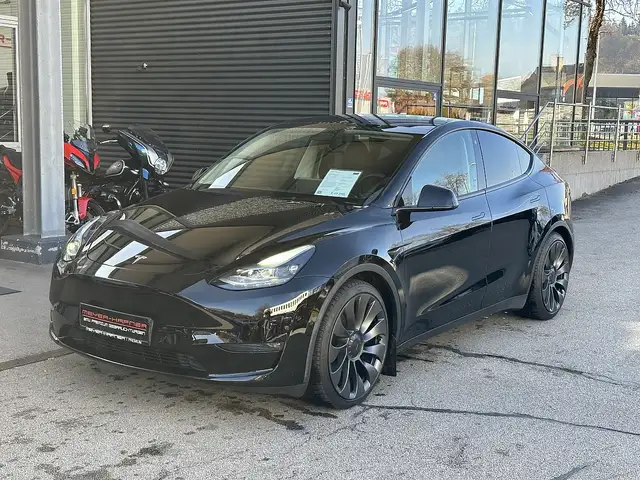 Tesla Model Y Performance AWD
