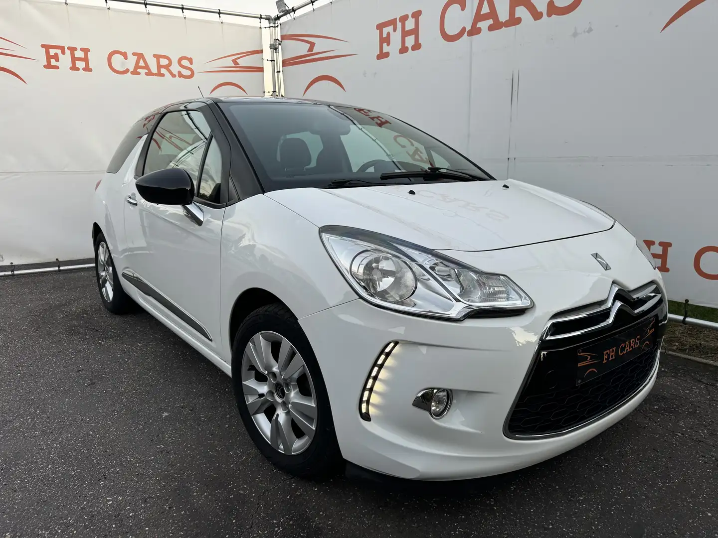Citroen DS3 1.6 HDI LED*GPS*98g CO2* Weiß - 1