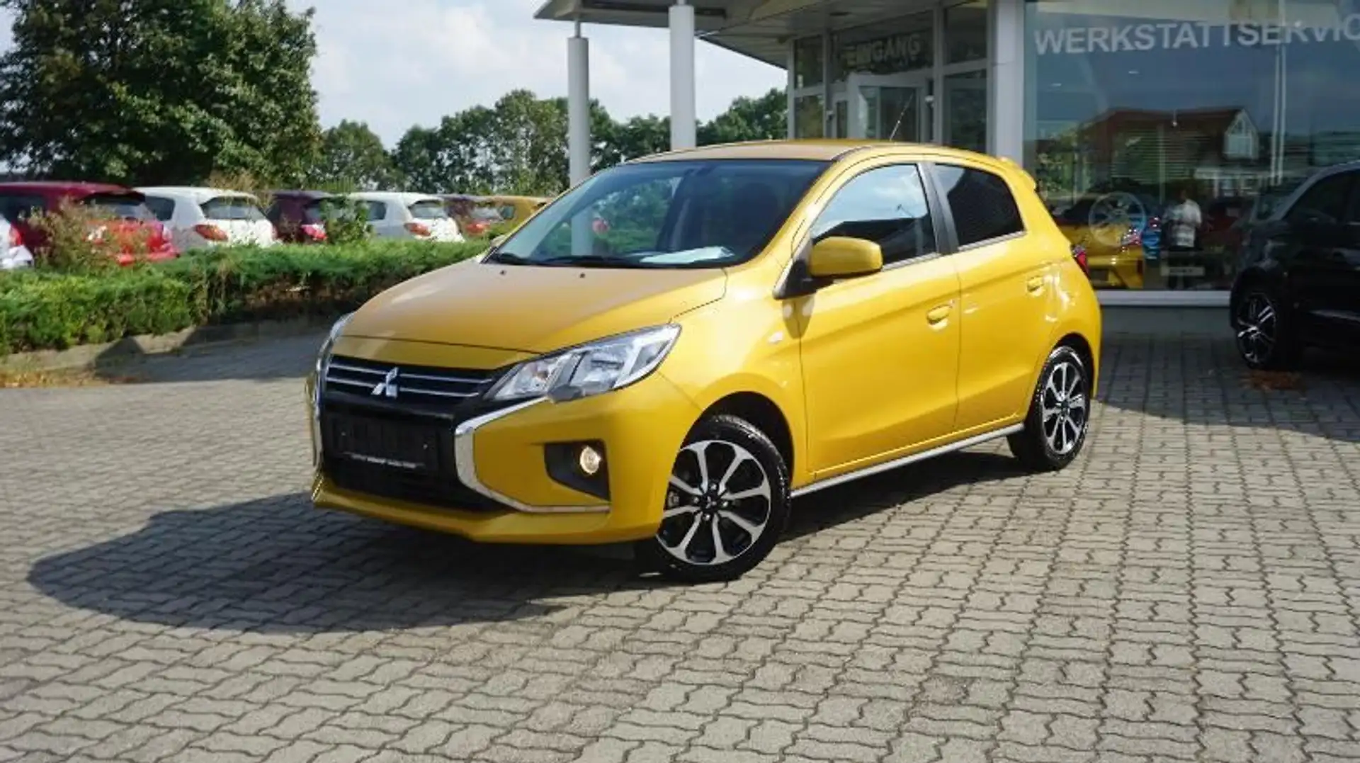 Mitsubishi Space Star Select+ 1.2 MIVEC ClearTec 5-Gang Giallo - 1