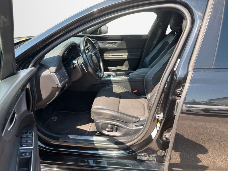 Jaguar XF Sportbrake R-Sport AWD KAMERA/MERIDIAN/XENON — photo 15