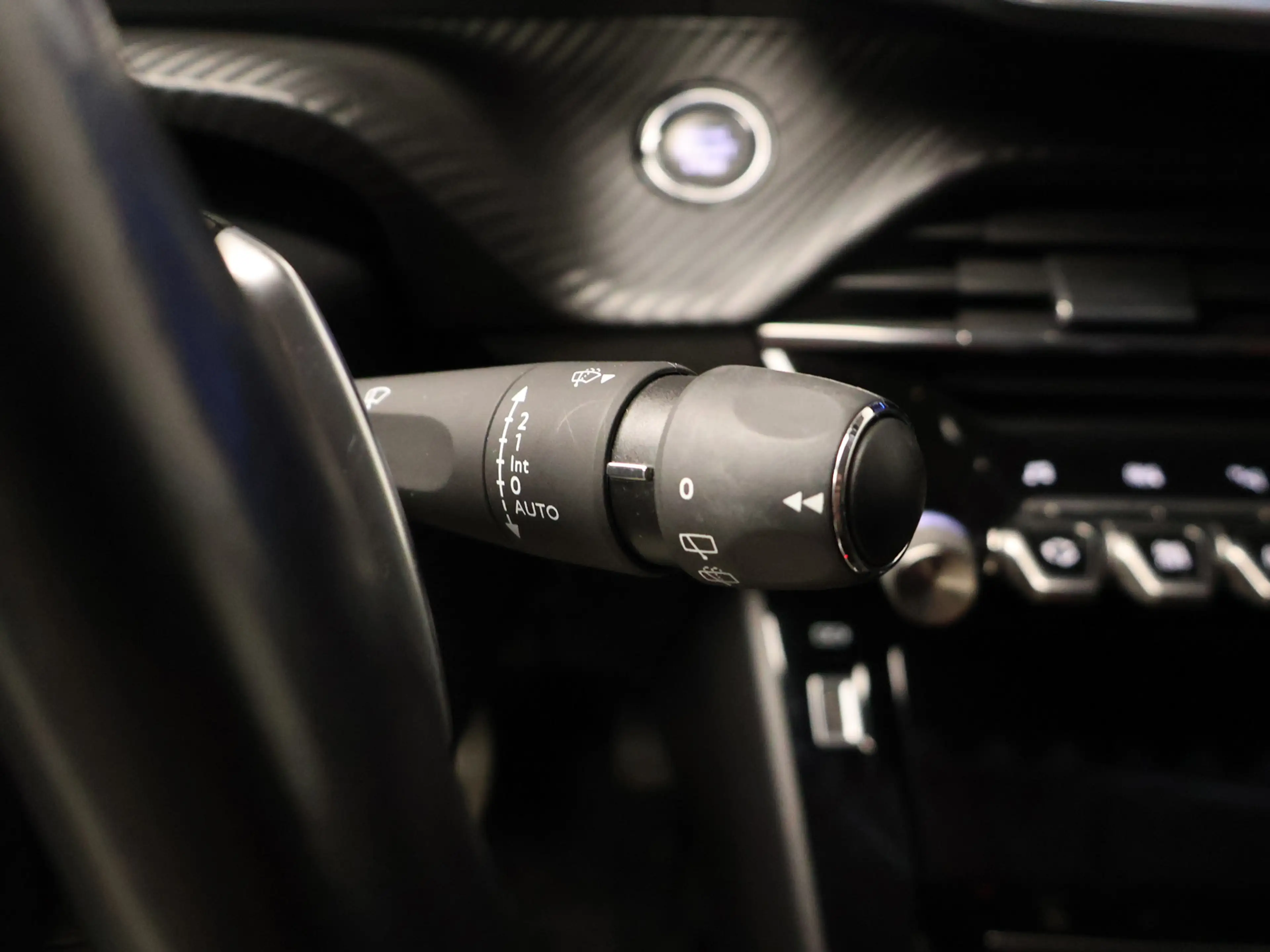 Peugeot 208 1.2 PureTech GT-line Sport (APPLE CARPLAY,NAVI,CAM — photo 11