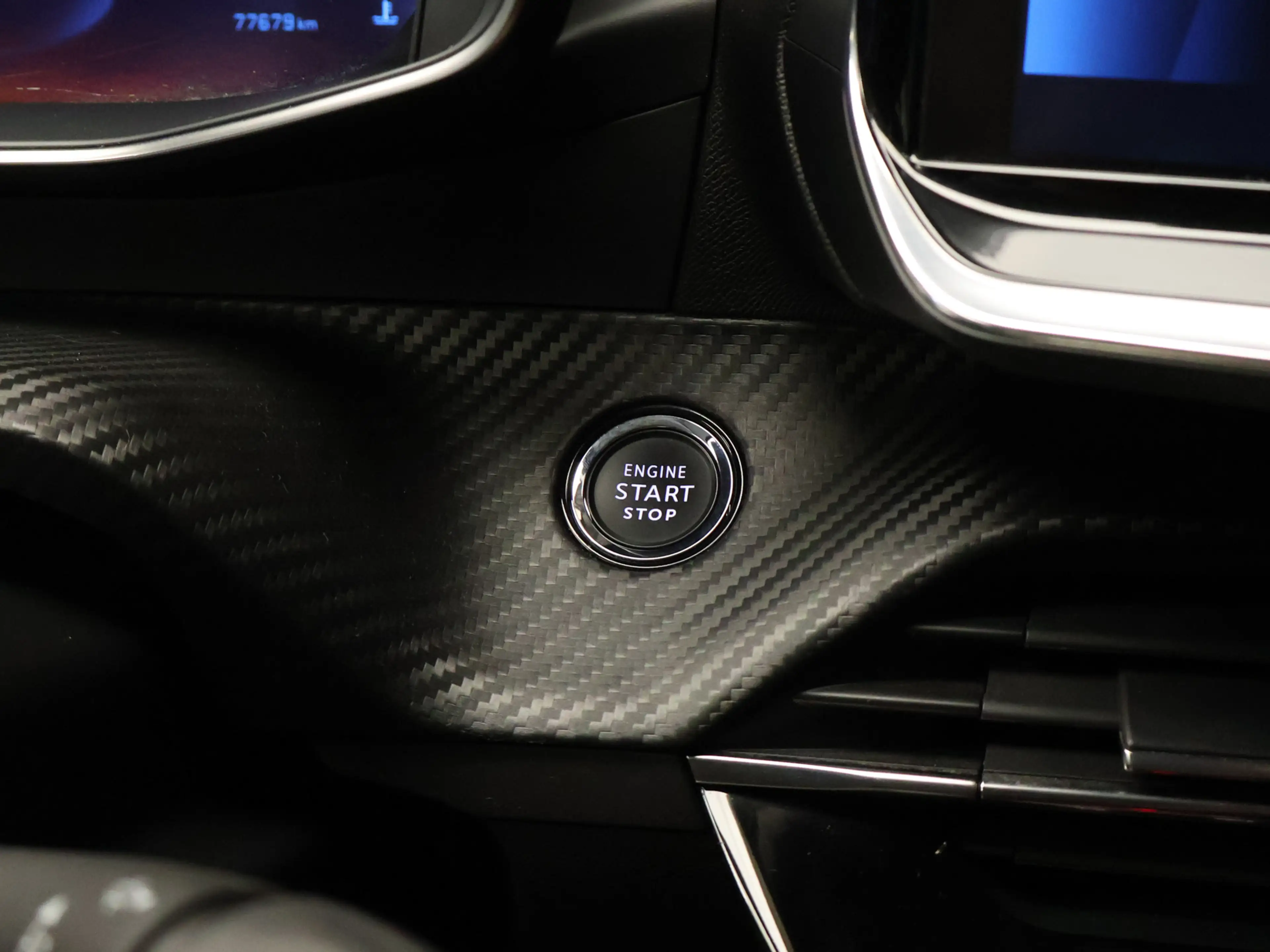 Peugeot 208 1.2 PureTech GT-line Sport (APPLE CARPLAY,NAVI,CAM — photo 12