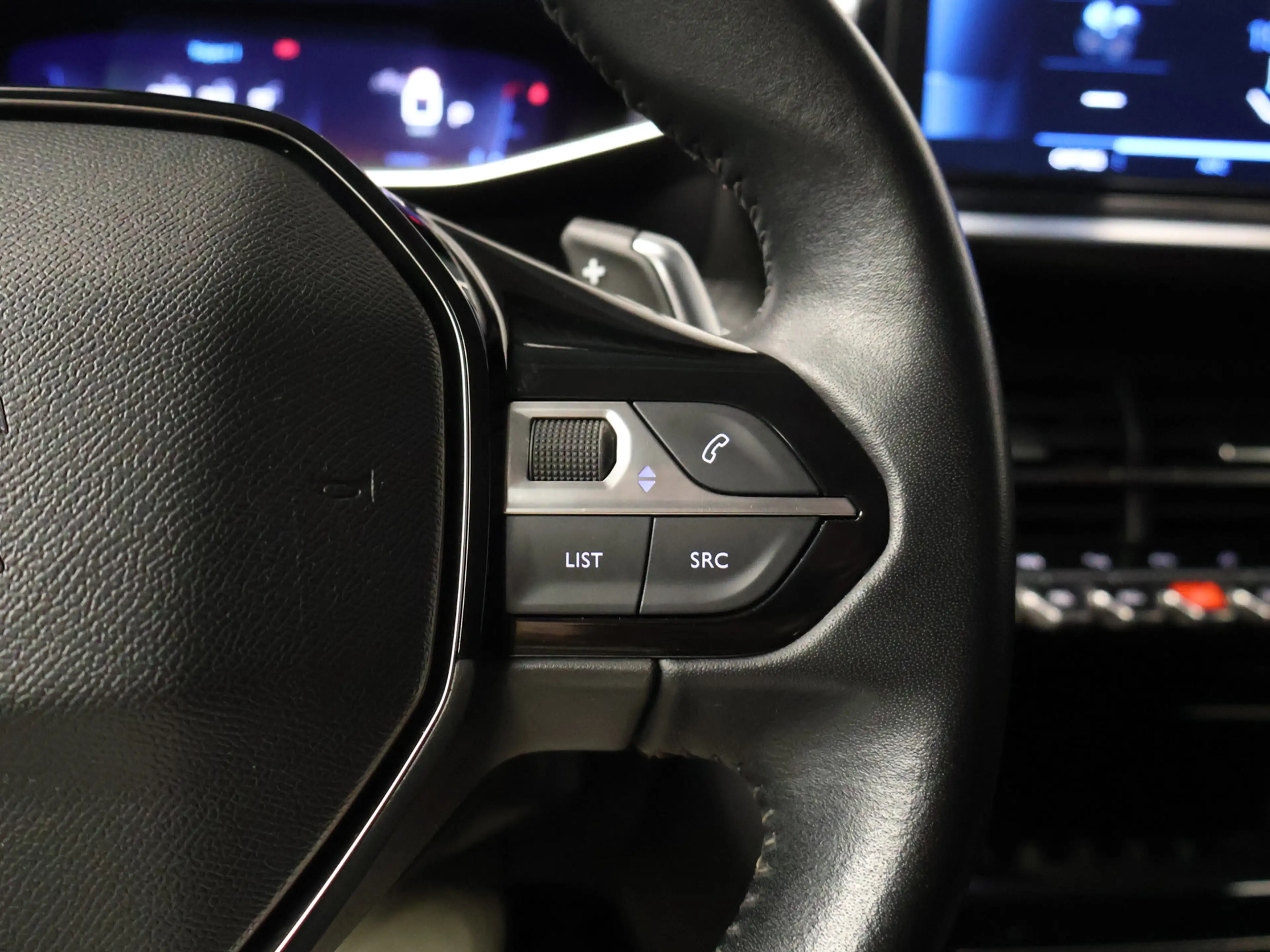 Peugeot 208 1.2 PureTech GT-line Sport (APPLE CARPLAY,NAVI,CAM — photo 10