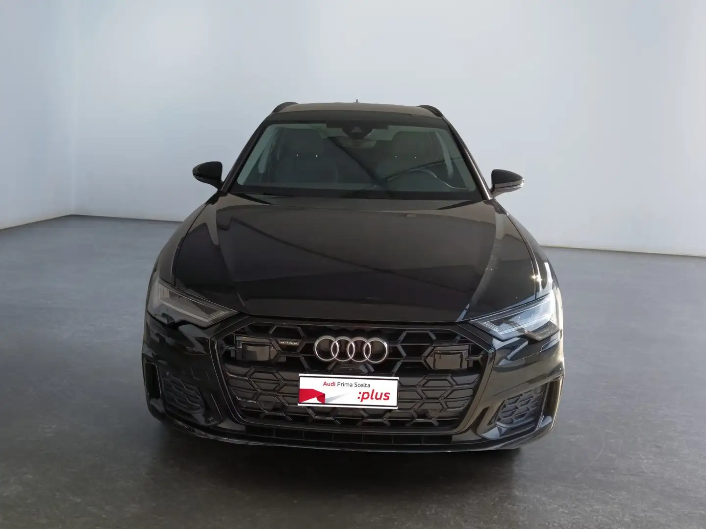 Audi A6 A6 Avant 40 2.0 TDI quattro ultra S tronic S line Zwart - 1