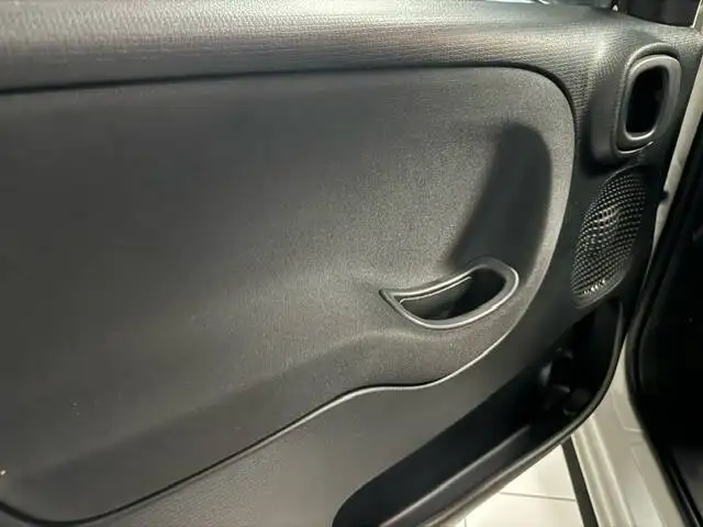 Fiat Panda view 15