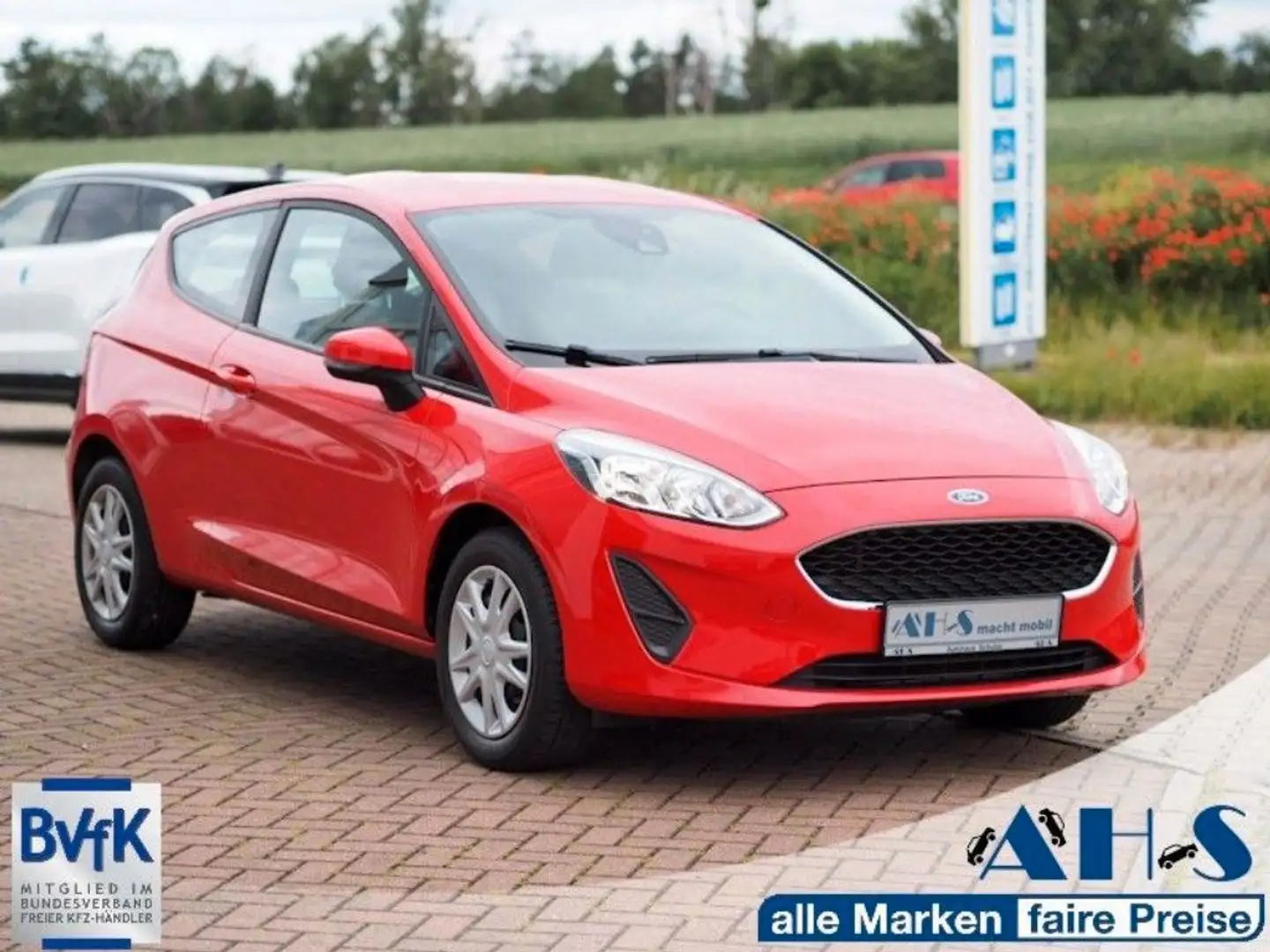Ford Fiesta 1.1 63kW (86PS), Klima, SHZ, FHZ Rot - 1