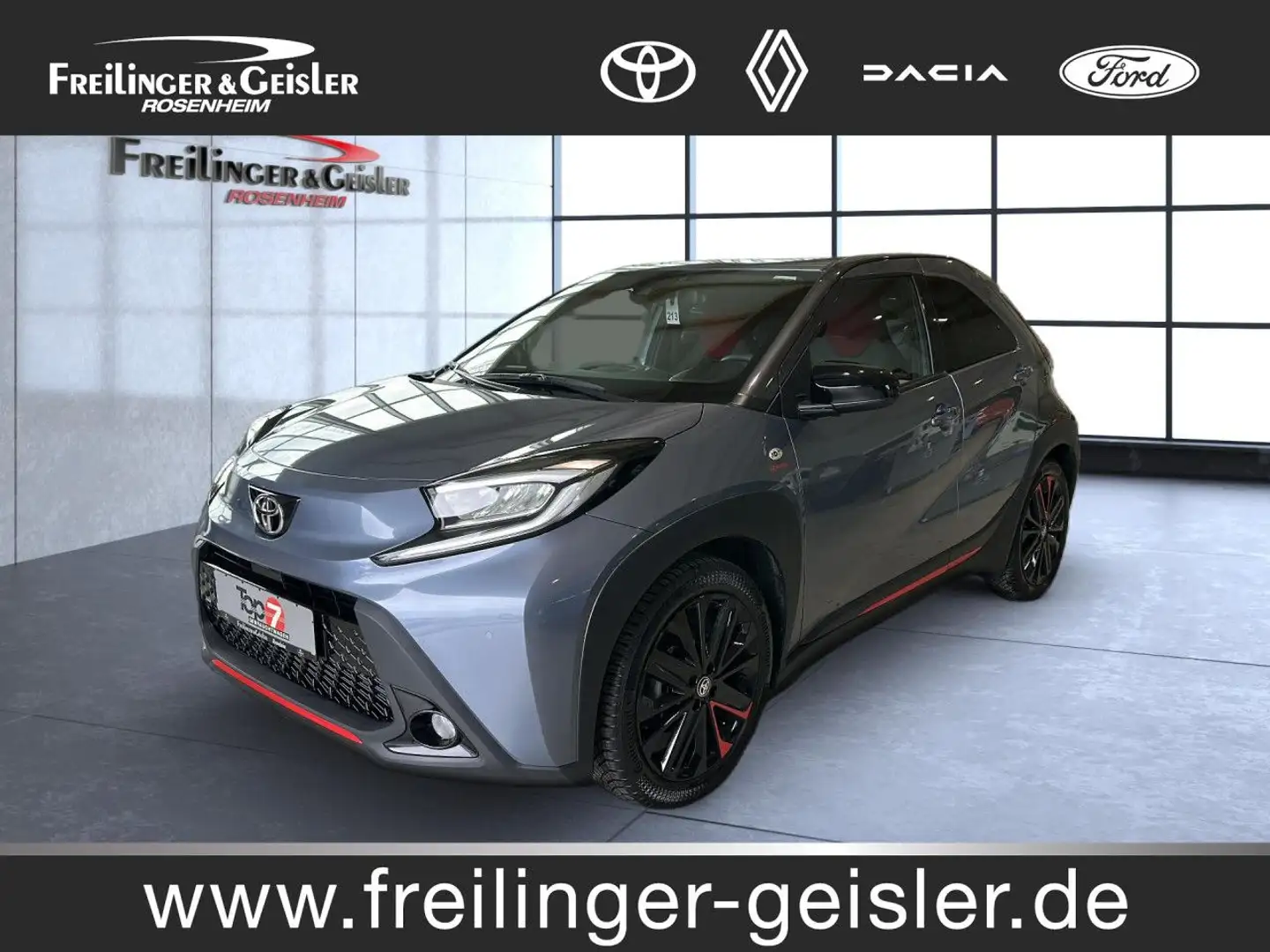 Toyota Aygo Undercover Bluetooth Navi LED Klima Grau - 1