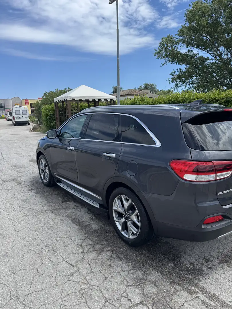Kia Sorento 2.2 crdi Loft 2wd 7p.ti auto - 1