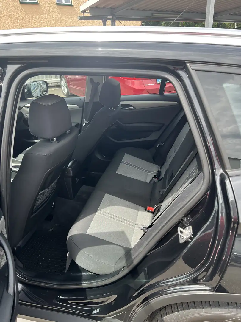 BMW X1 xDrive18d Österreich Paket Österreich-Paket - 1