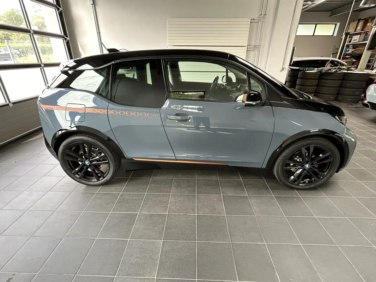 BMW i3 s Unique Forever NaviProf_DrivAss+_HarmanKardon Grau - 2