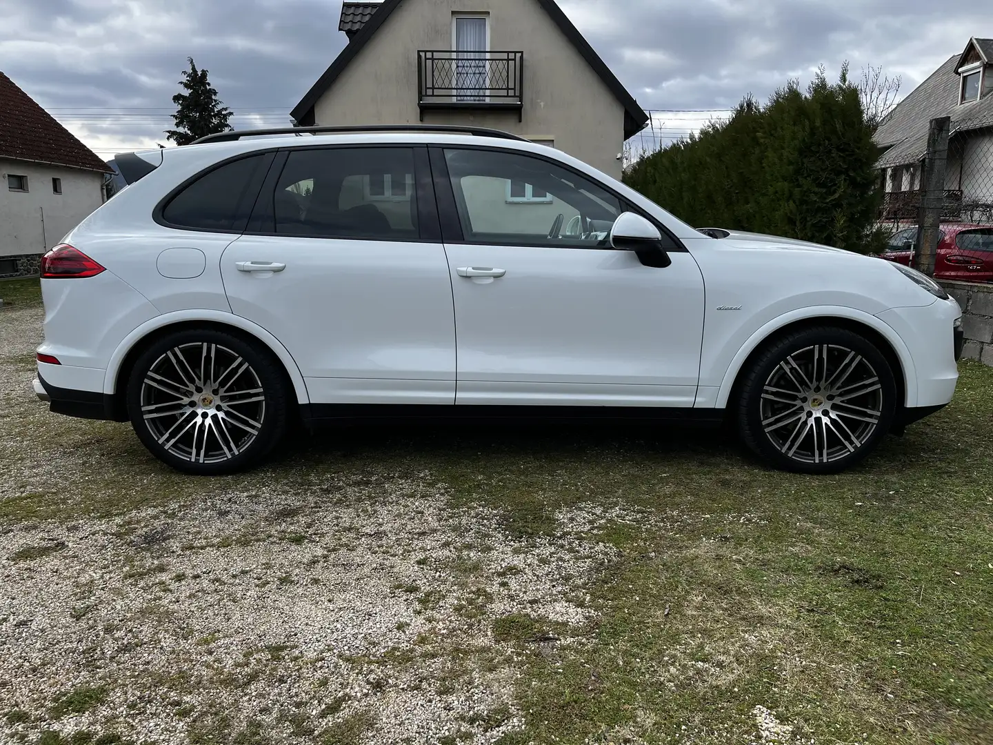 Porsche Cayenne Diesel Platinum Edition - 2