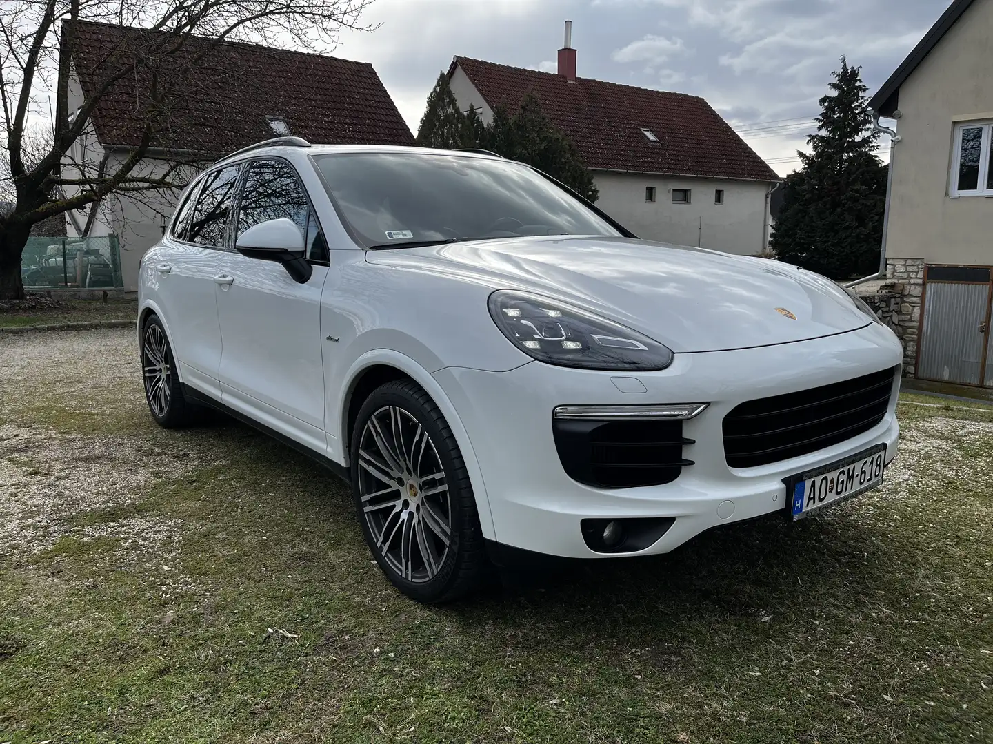 Porsche Cayenne Diesel Platinum Edition - 1