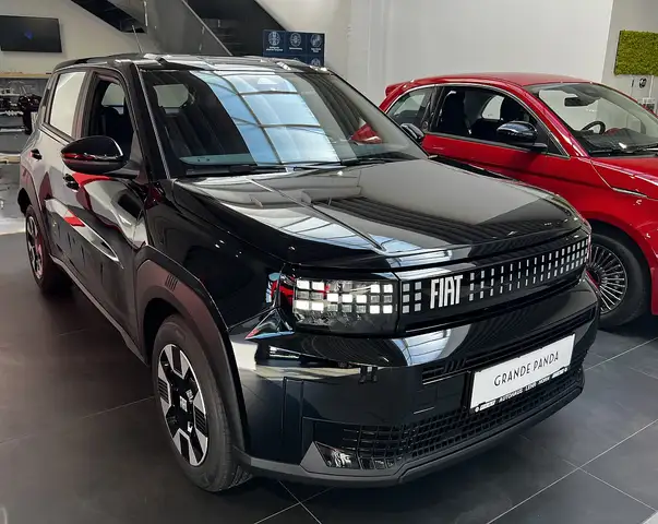 Fiat Grande Panda Hybrid mHEV 110 6-Gang eDCT Icon