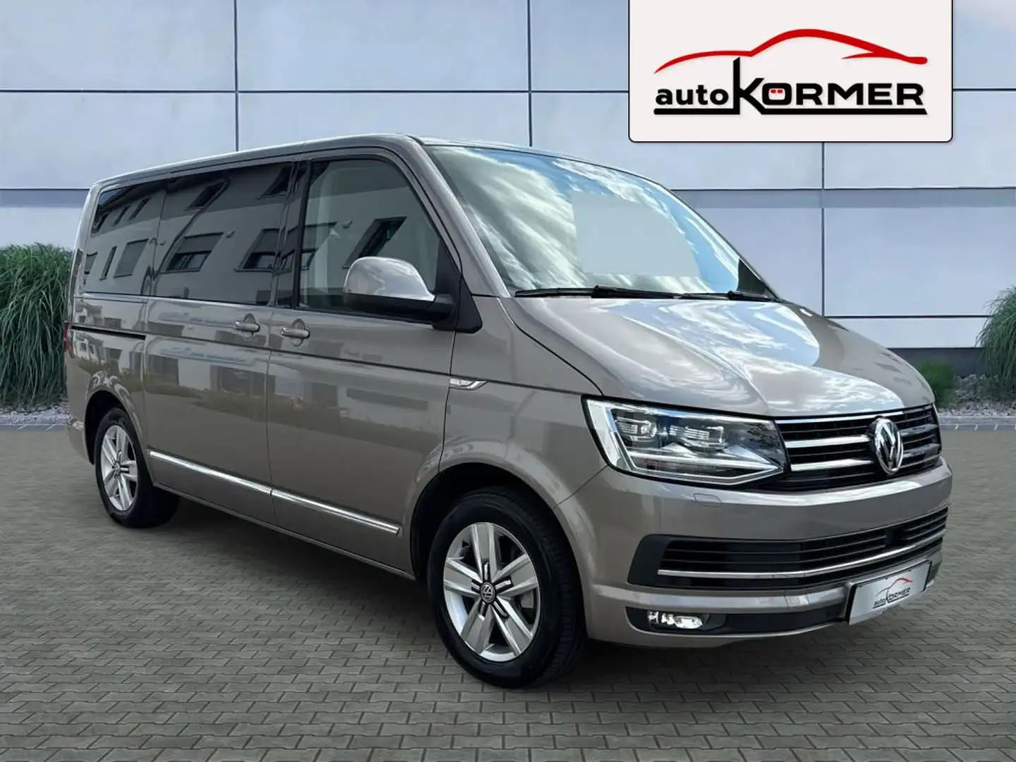 Volkswagen Transporter T6 Multivan 4M Generation Six DSG,Sthzg.,Navi,AHK Beige - 1