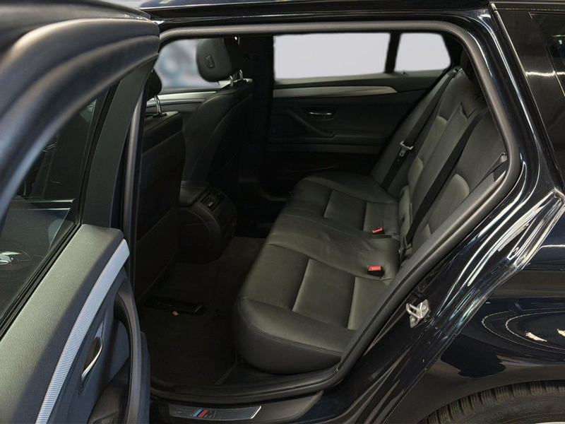 BMW 535 d Touring Heck "M-Sport" Pano H&K ACC Leder — photo 9