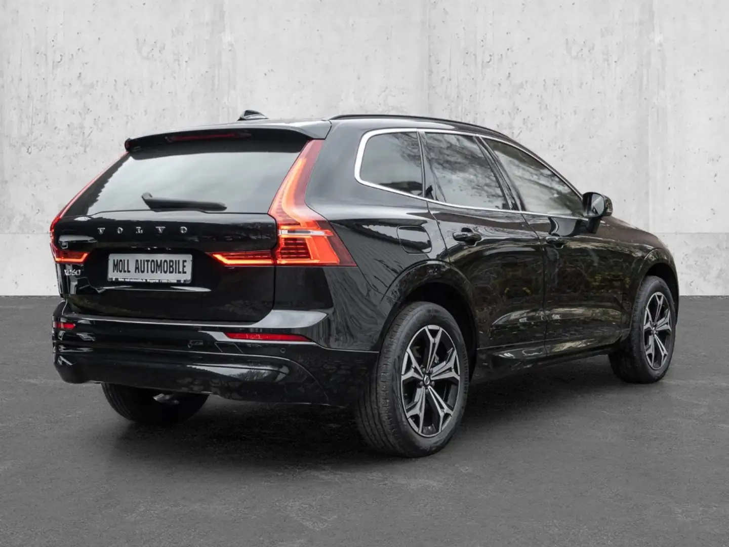 Volvo XC60 Momentum Pro 2WD AHK Digitales Cockpit Soundsystem Schwarz - 2