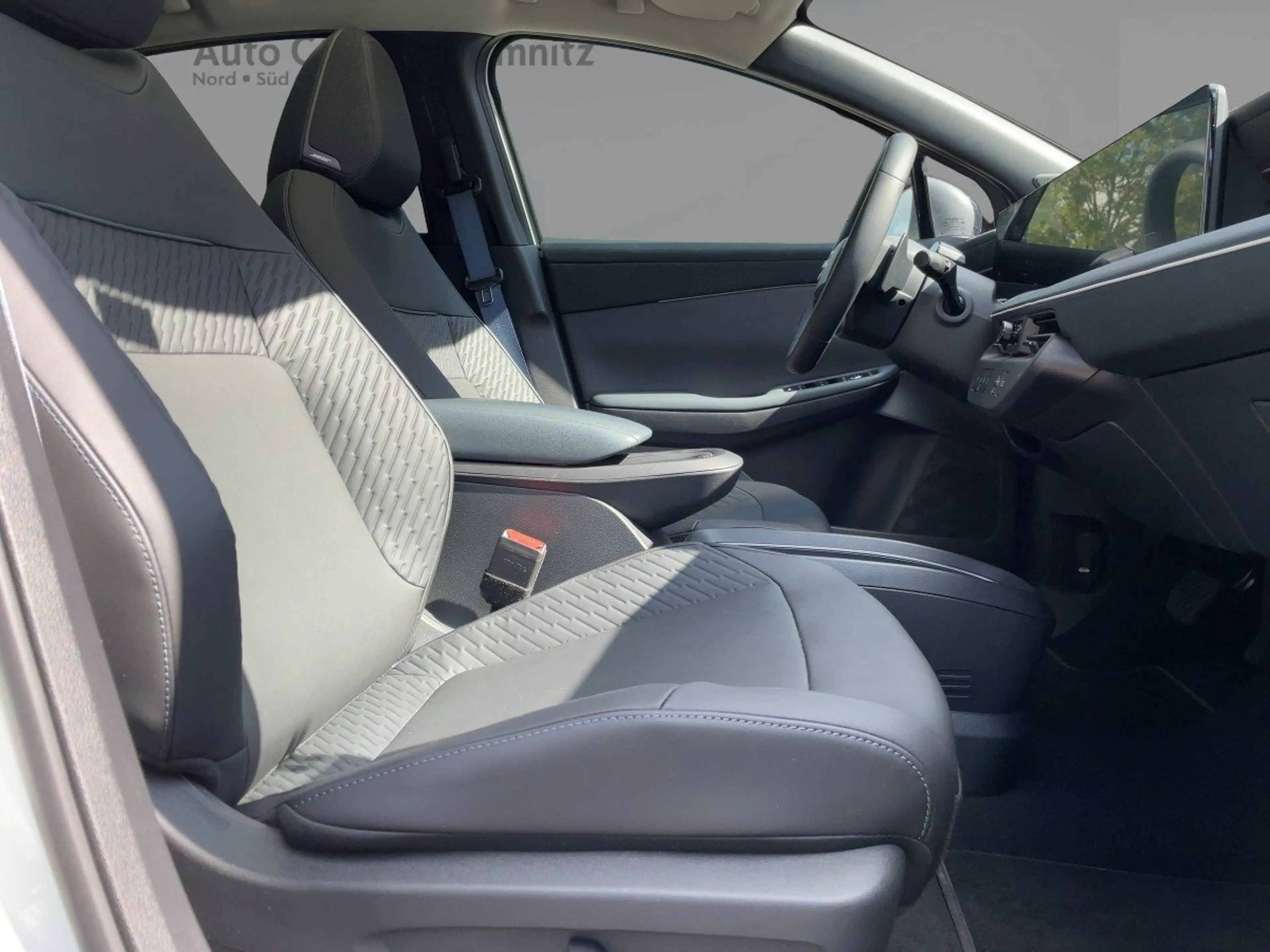 Nissan Leaf BEV W Evolve ACC+Navi+Pano+SHZ+Winterp.+360 — photo 10