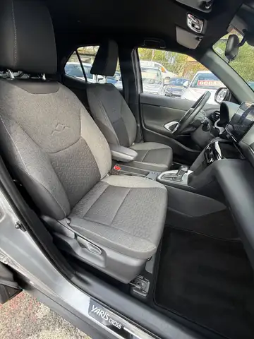 Toyota Yaris Cross view 9
