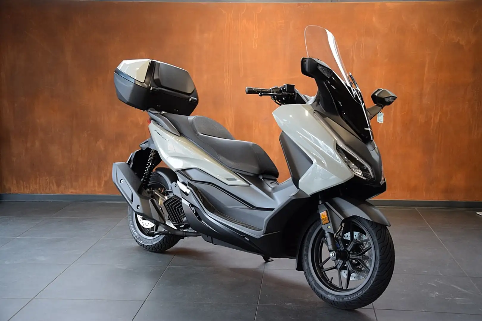 Honda Forza 125 Forza 125 Modell 2025 Grau - 1