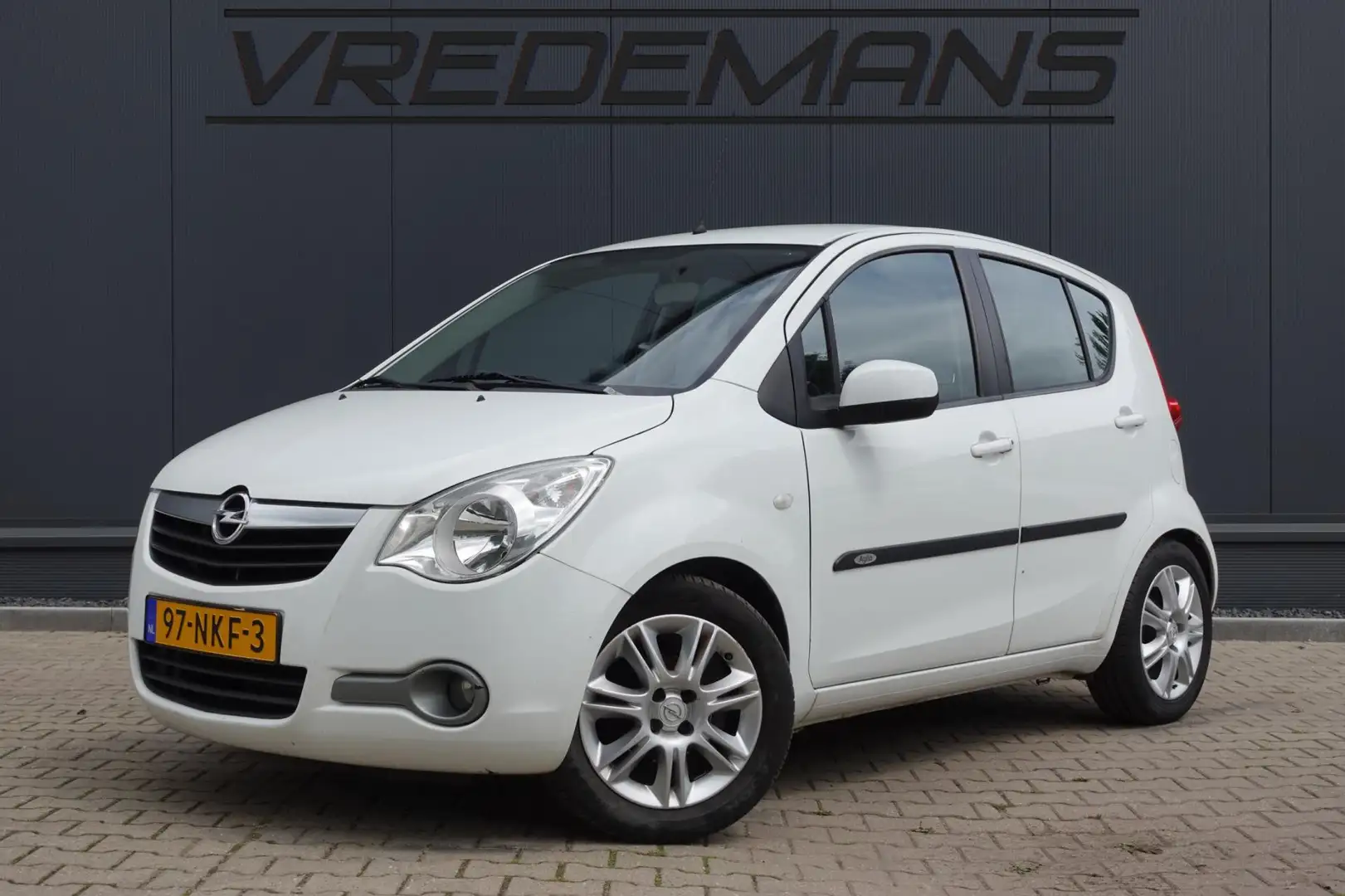 Opel Agila 1.0 Edition LPG! Wit - 1