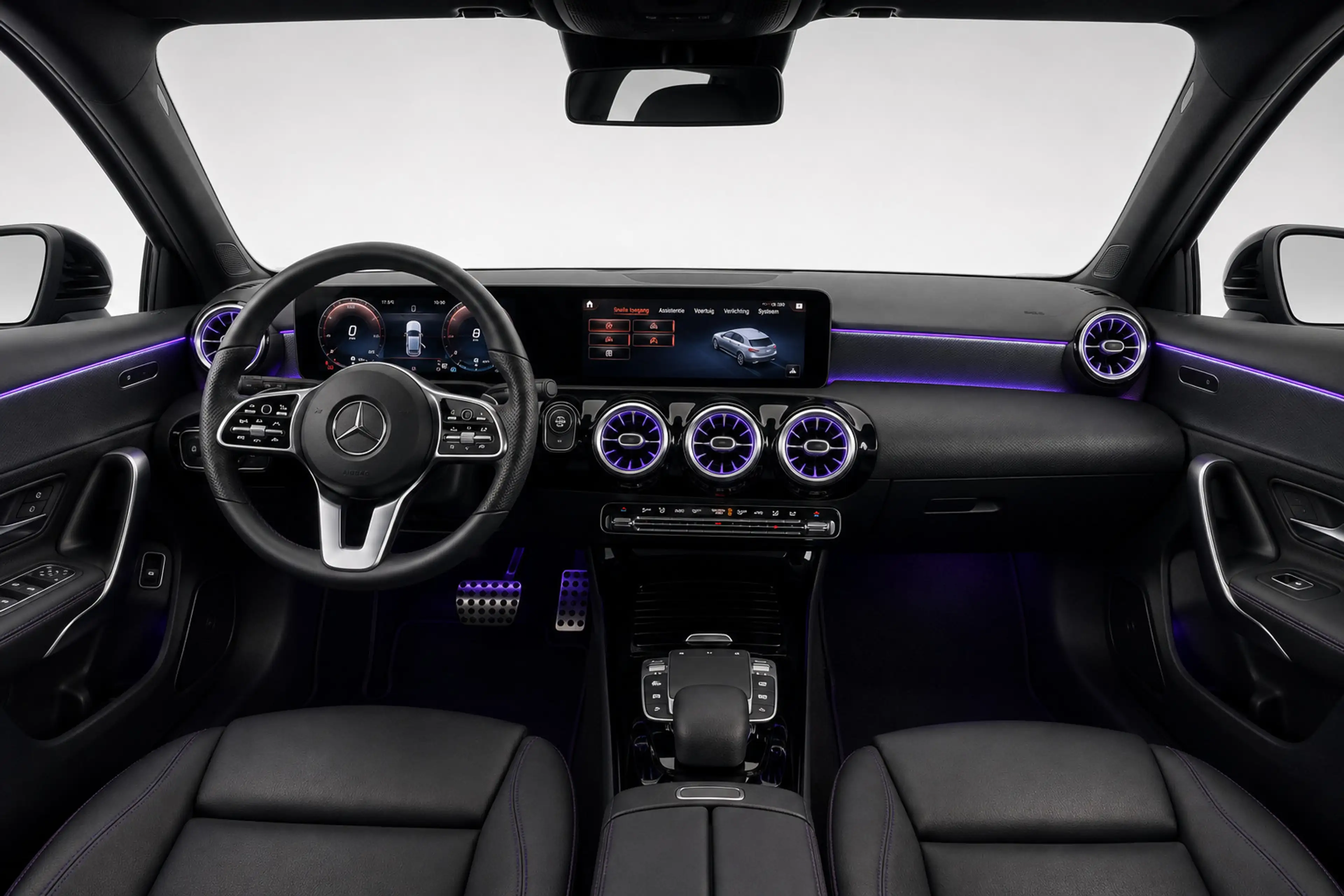 Mercedes-Benz A 250 250e Business Solution AMG | 218PK | PANO | SFEERV — photo 2