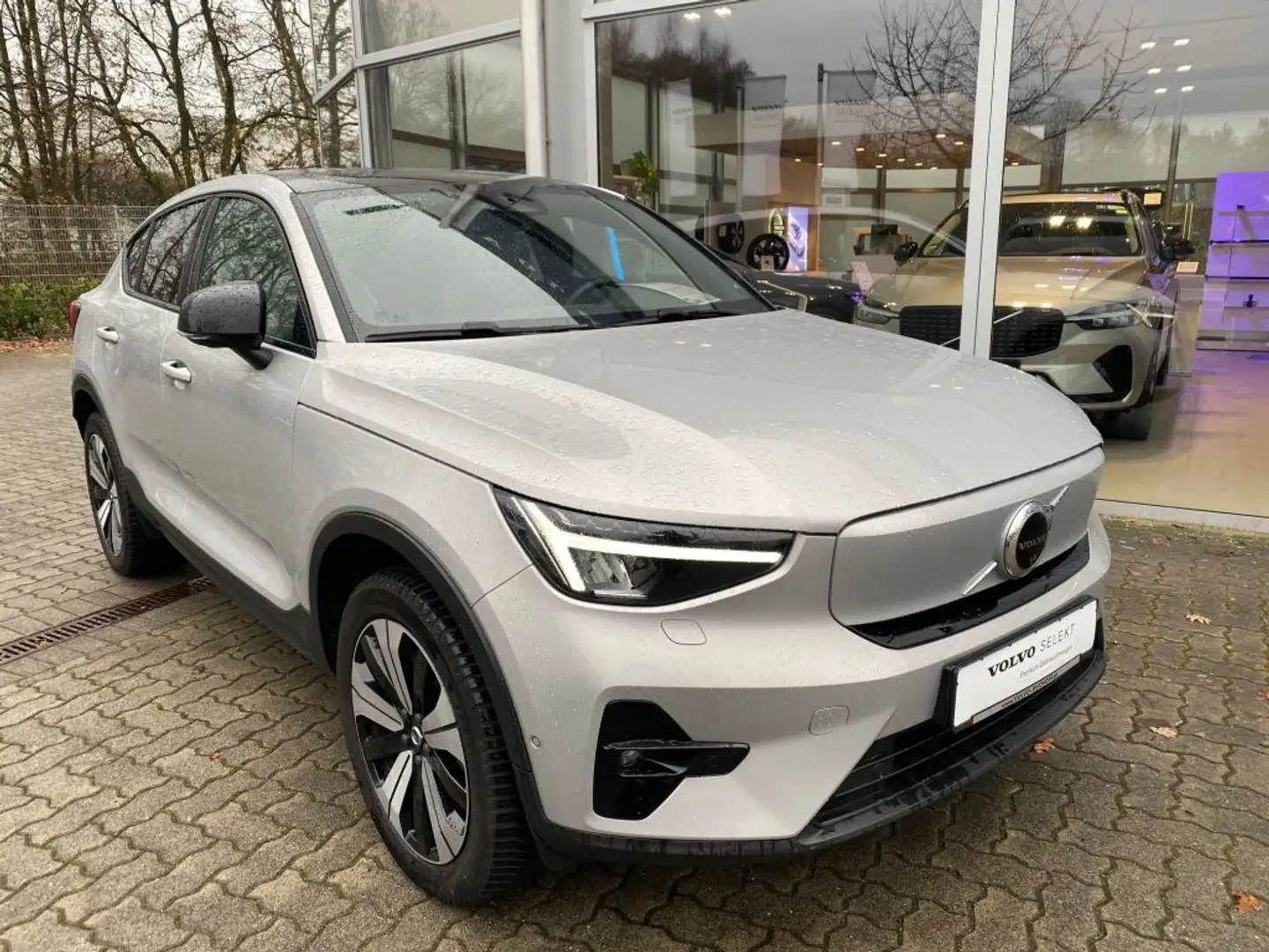 Volvo C40 Recharge Twin Motor Ultimate Panorama, Wärmepumpe Stříbrná - 2