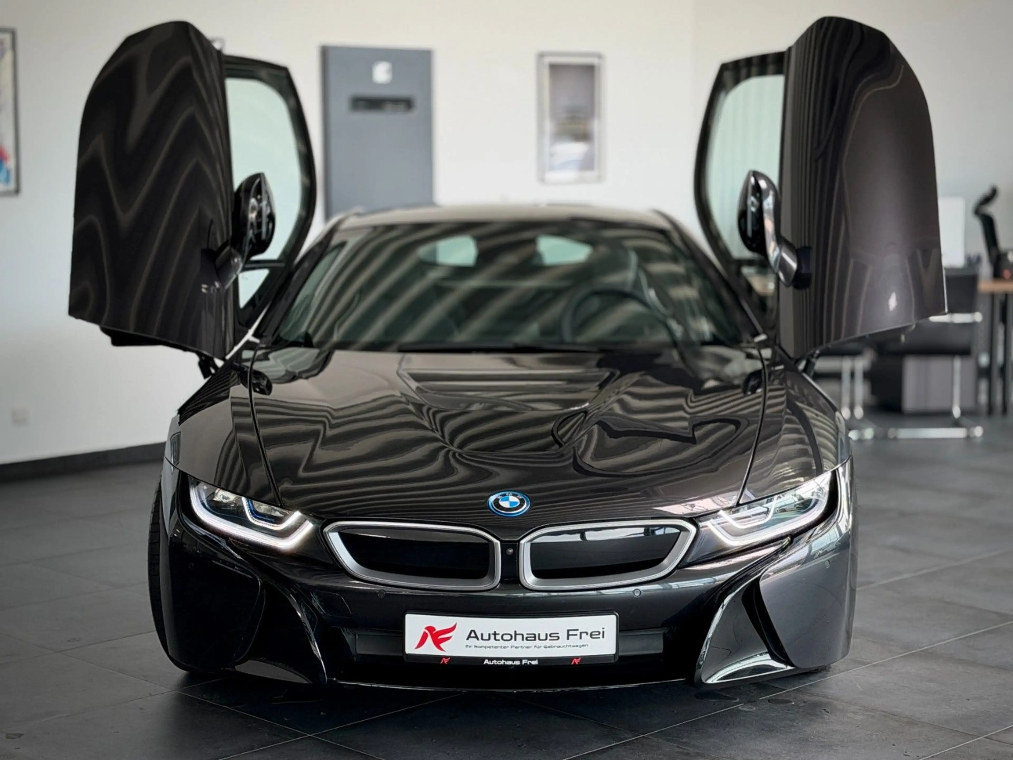 BMW i8 Coupe LCI *360*H/K*DisplayKey*Carplay*Laser — photo 10