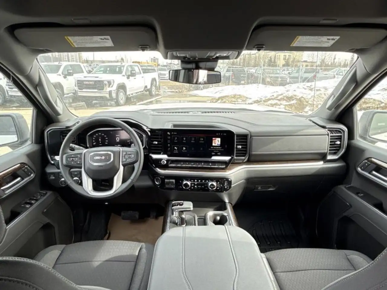 GMC Sierra 1500 снимка GMC Sierra 1500