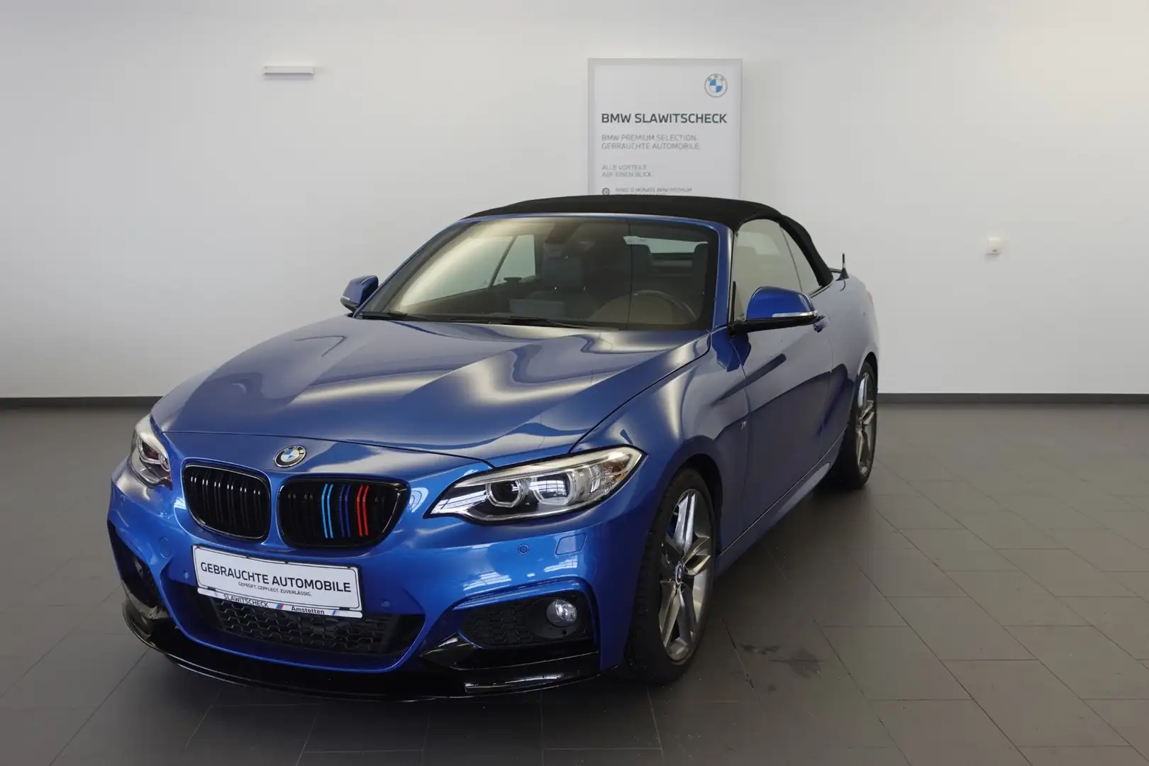 BMW 220 220d Cabrio Blauw - 1