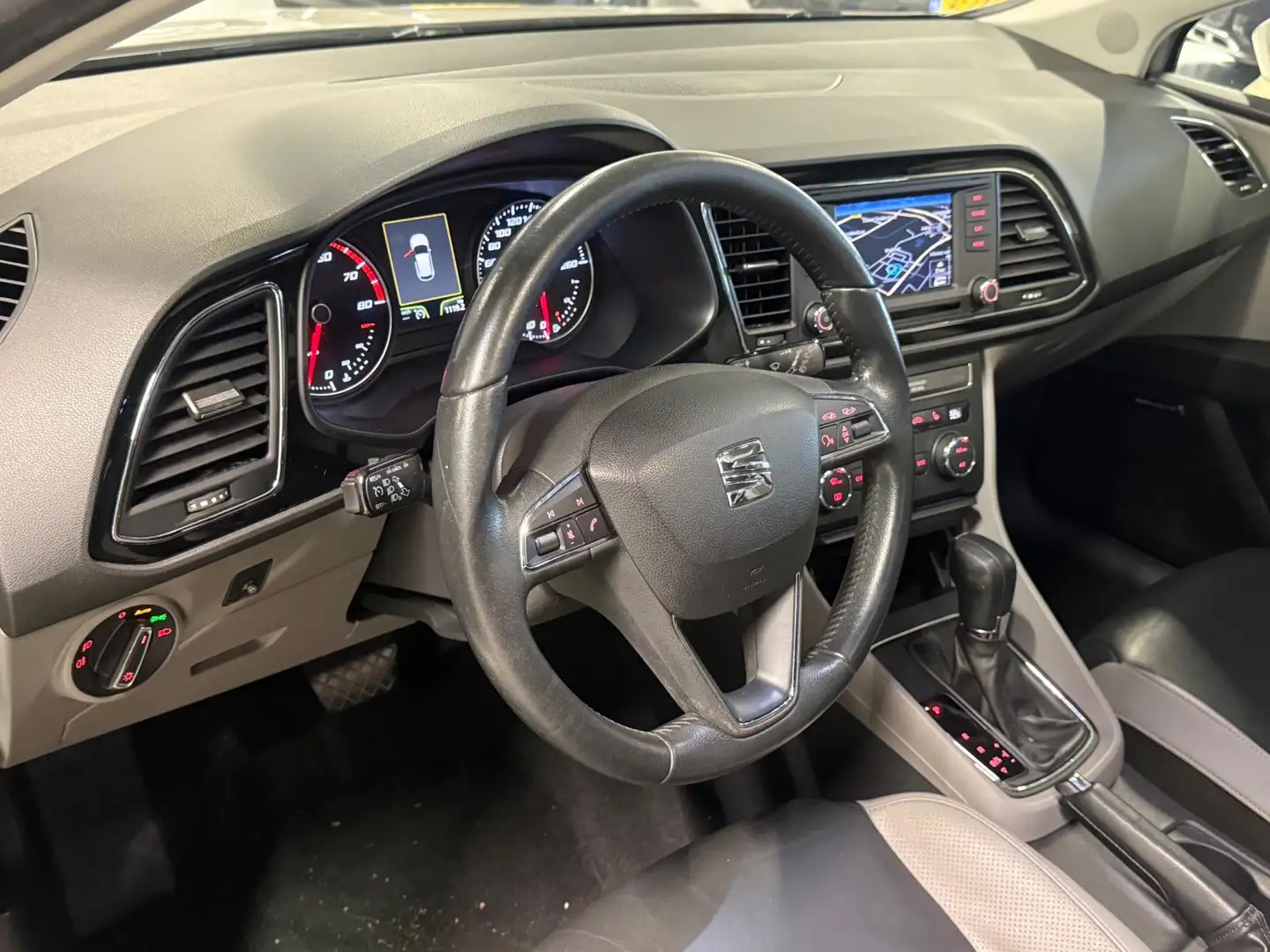 SEAT Leon 1.2 TSI Style Panoramadak|Leder|LED!! Gelb - 2