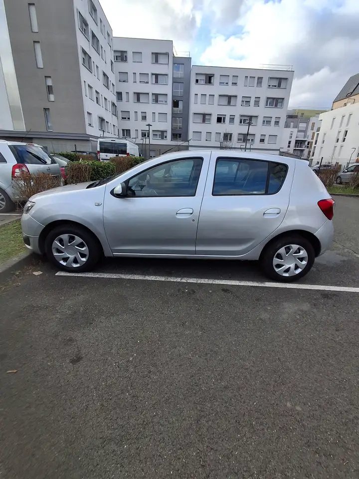 Dacia Sandero 1.2 16V 75